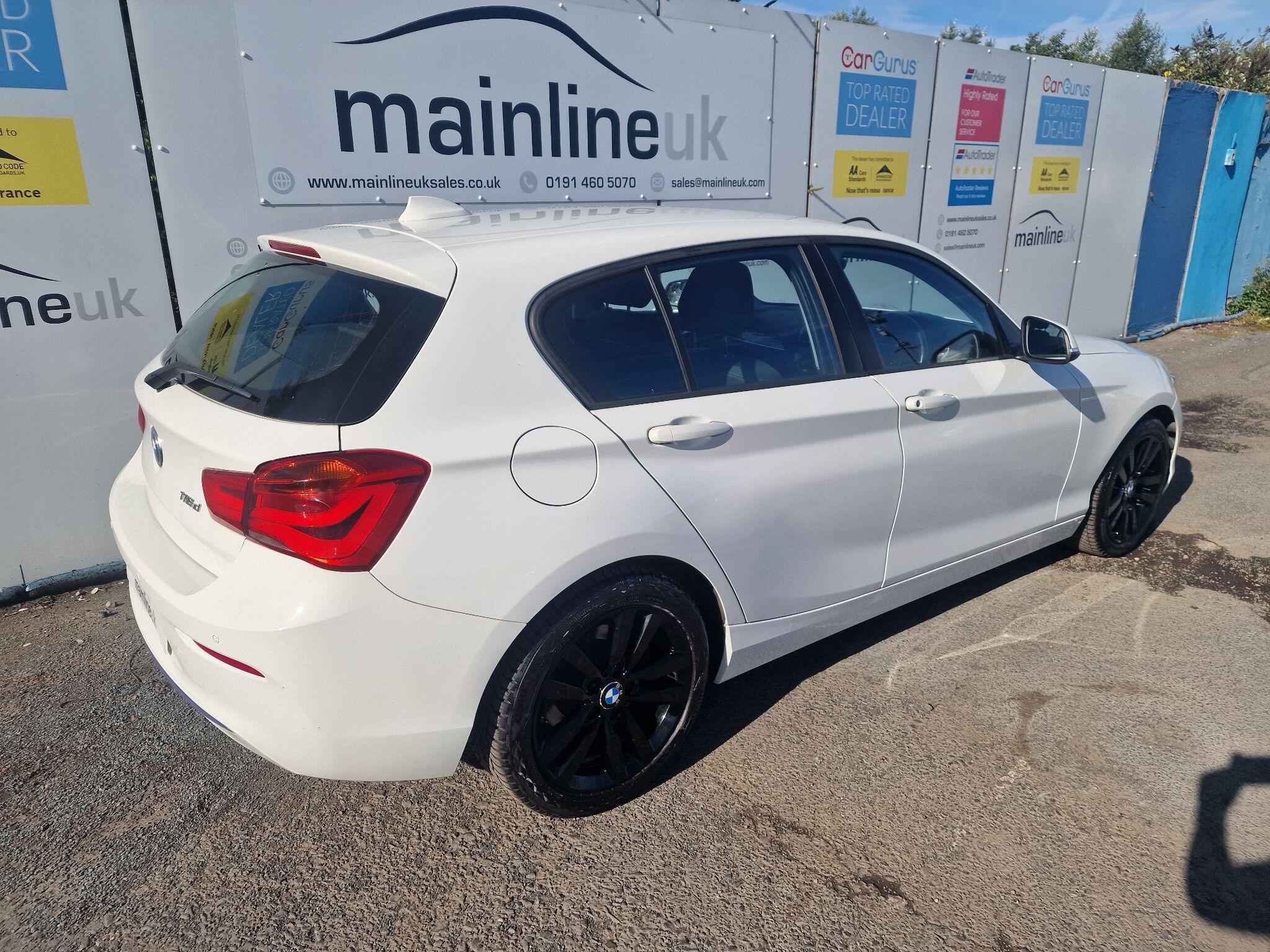 BMW 1 Series view 18
