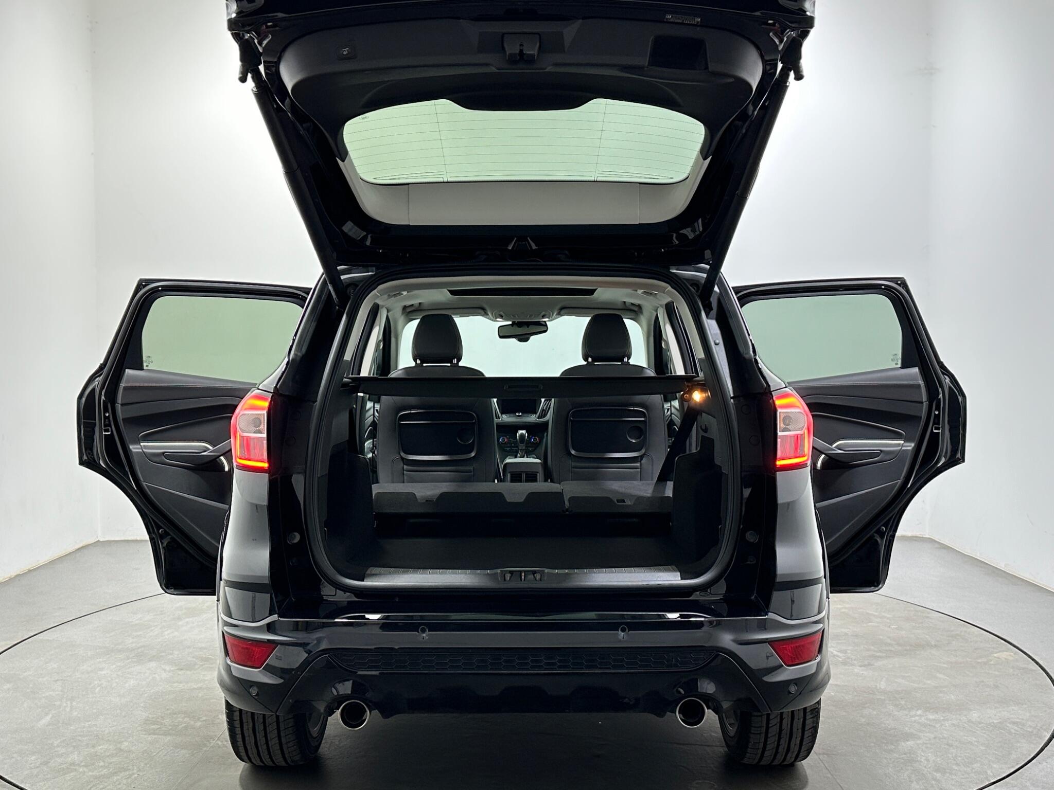 Ford Kuga view 43