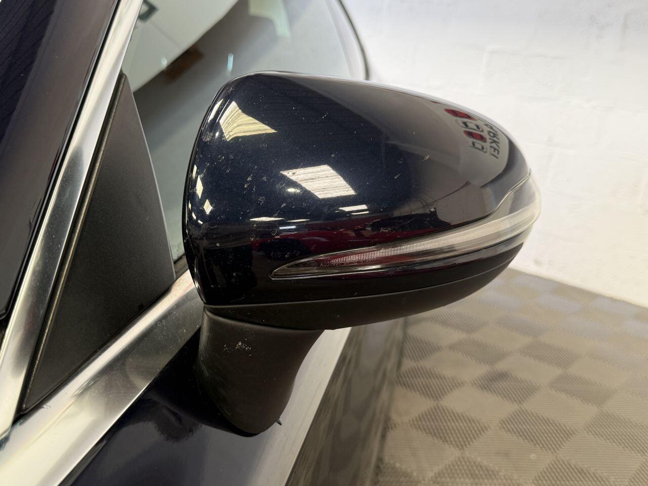Mercedes-Benz C Class view 22