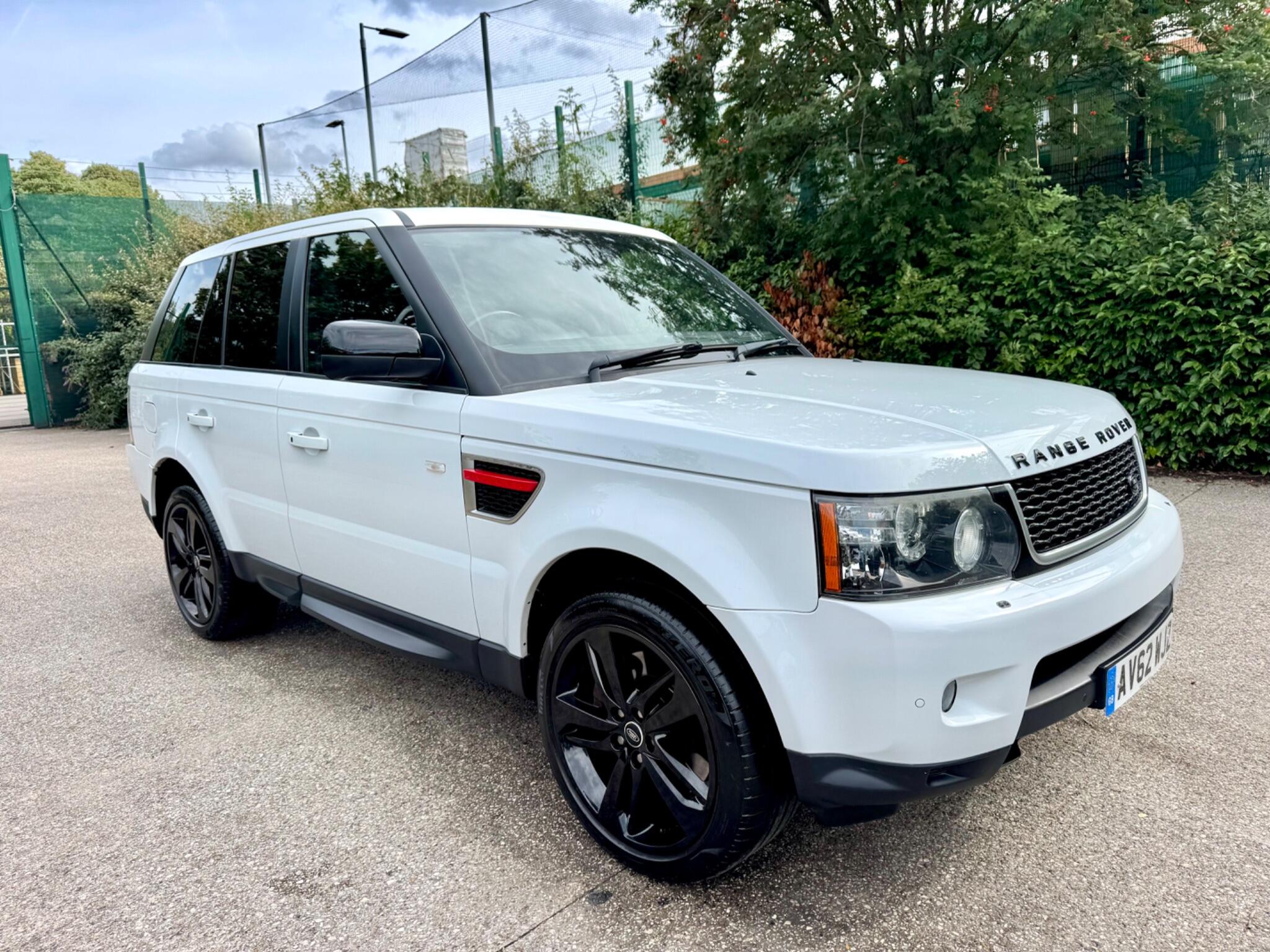 Land Rover Range Rover Sport main image