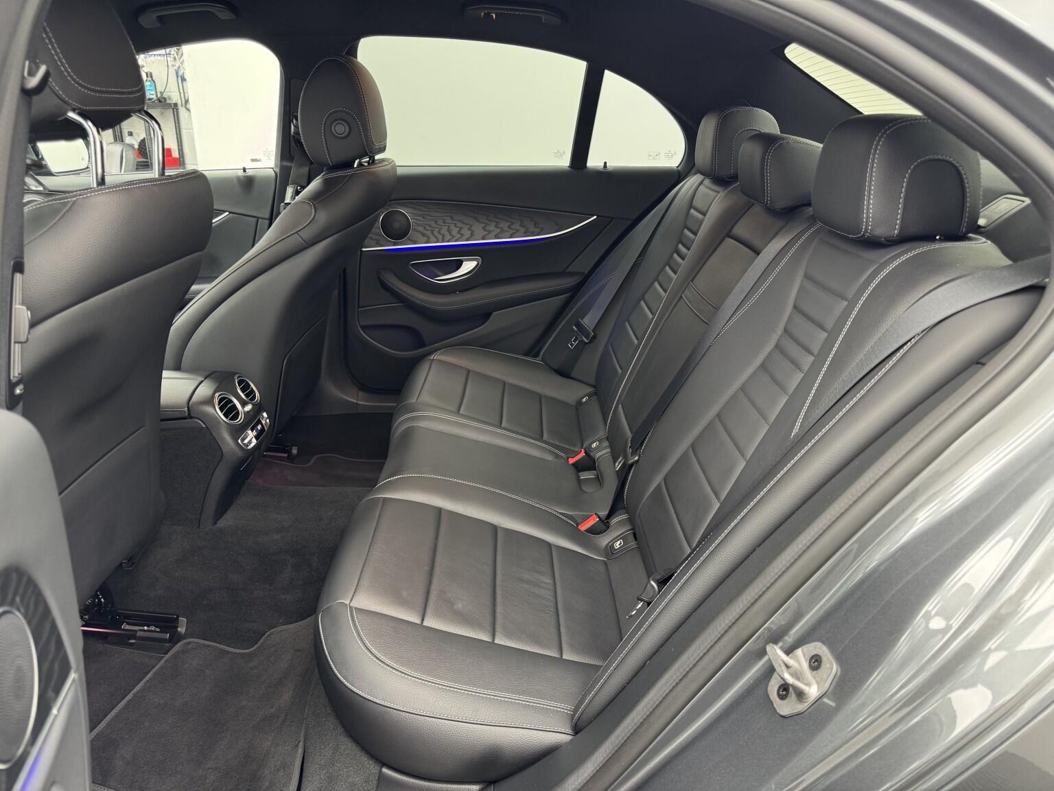 Mercedes-Benz E-Class view 34