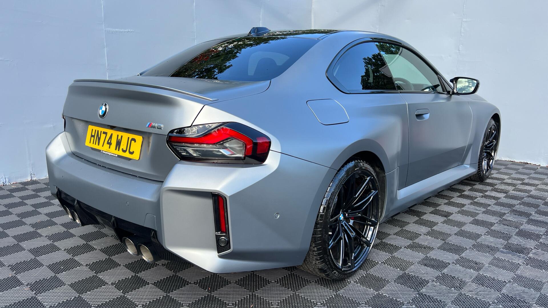 BMW M2 view 27