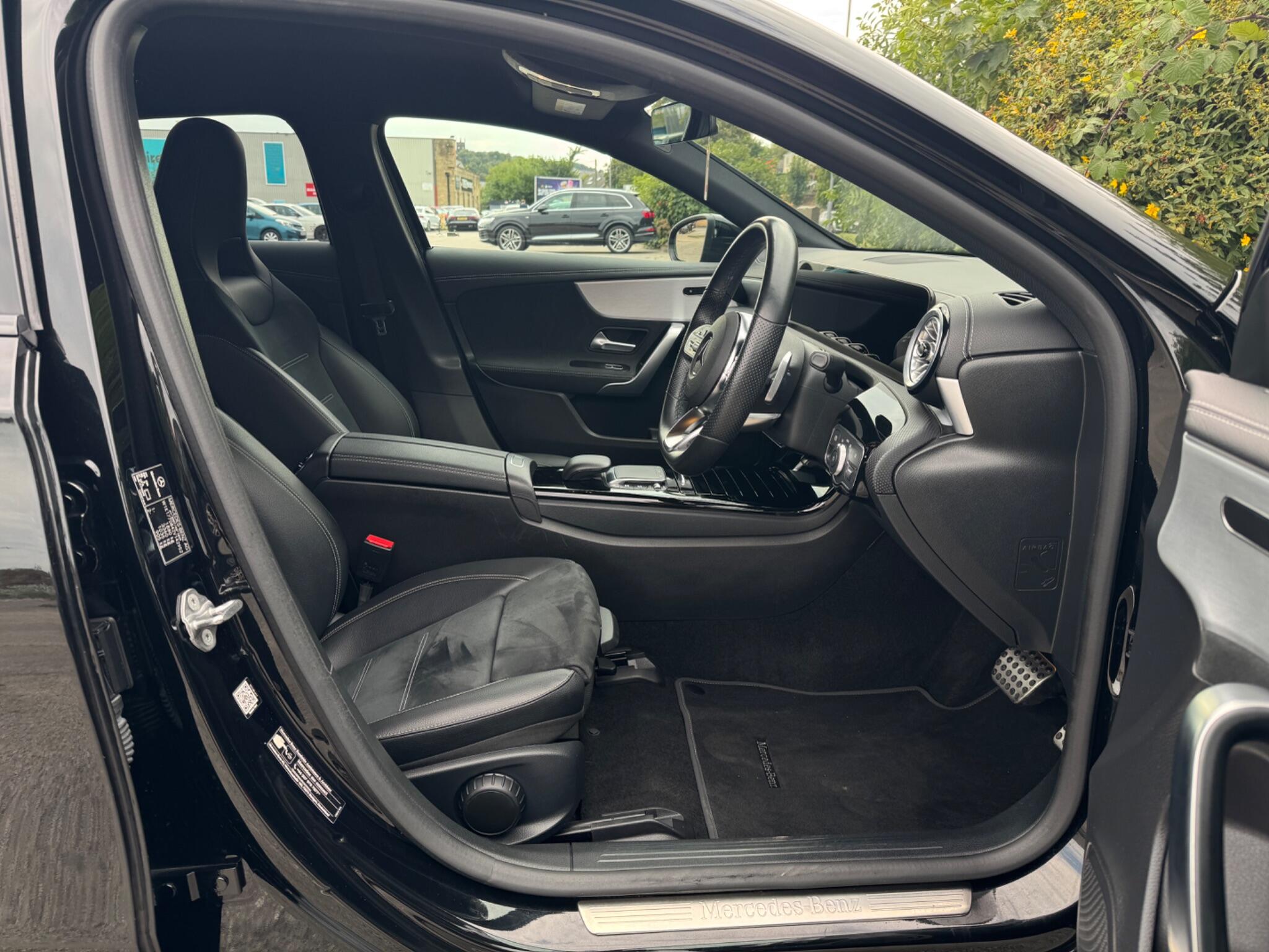 Mercedes-Benz A Class view 34