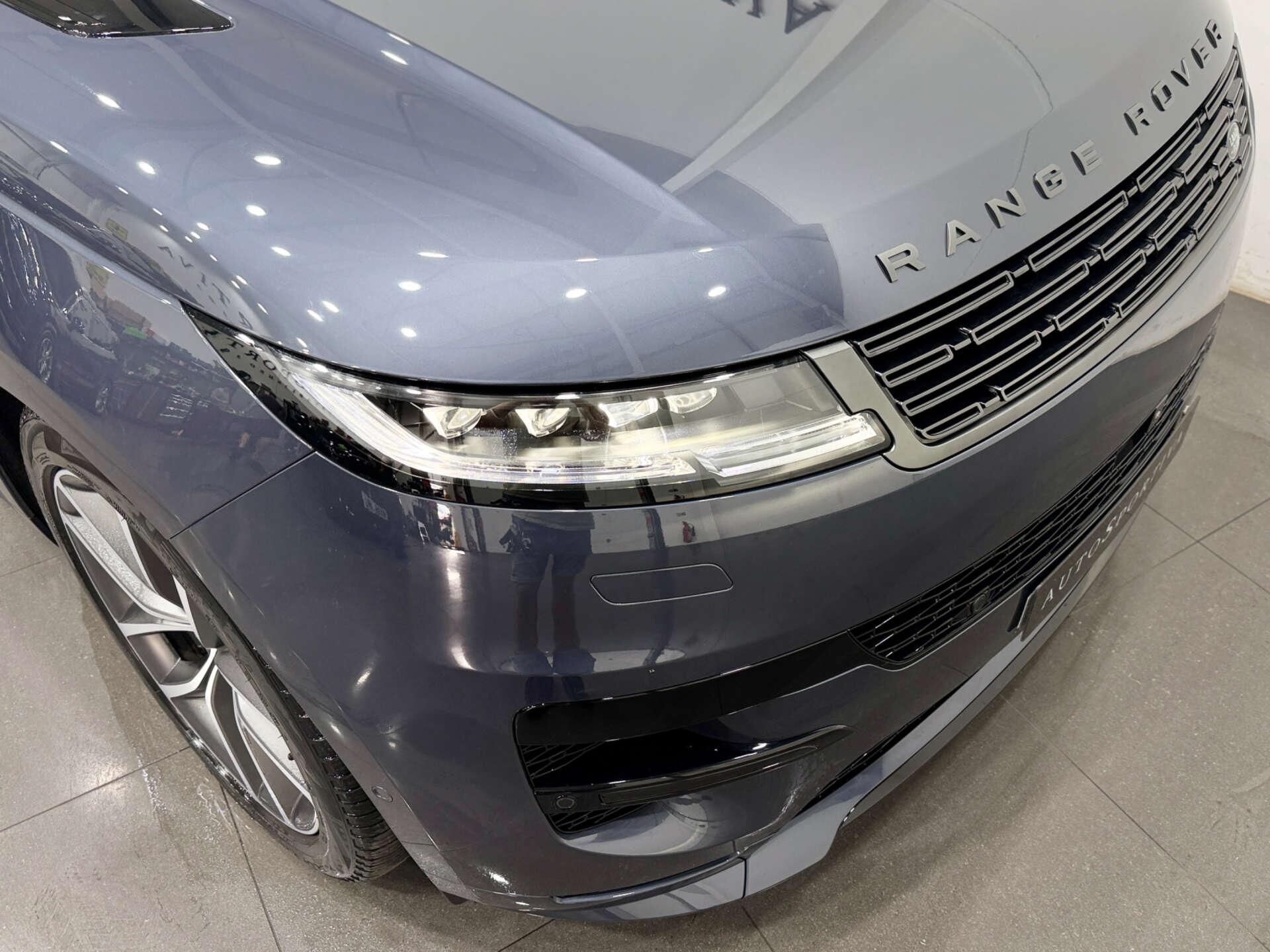 Land Rover Range Rover Sport view 29