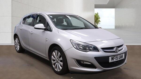 2015 Vauxhall Astra in Silver for sale