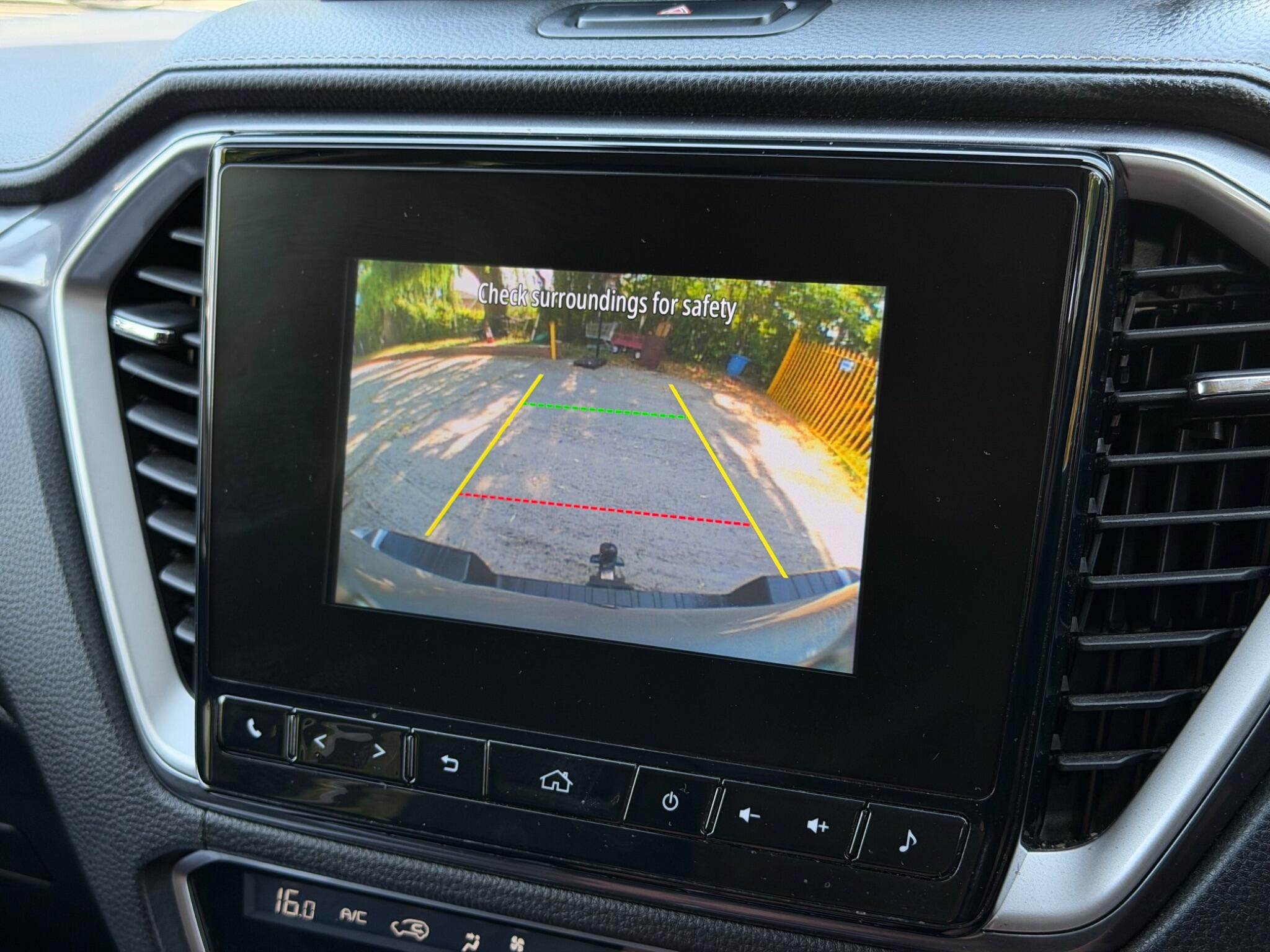 Isuzu D-Max view 32