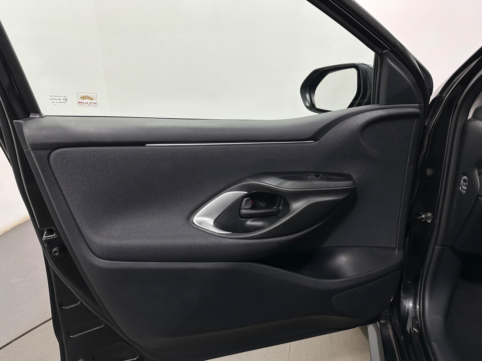 Mazda Mazda2 view 34