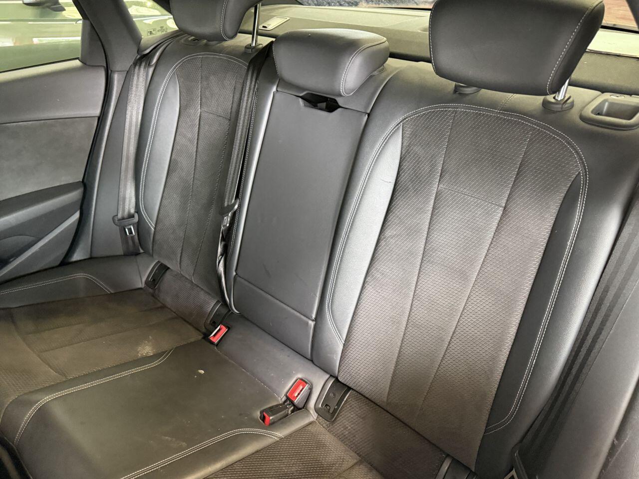Audi A4 view 58