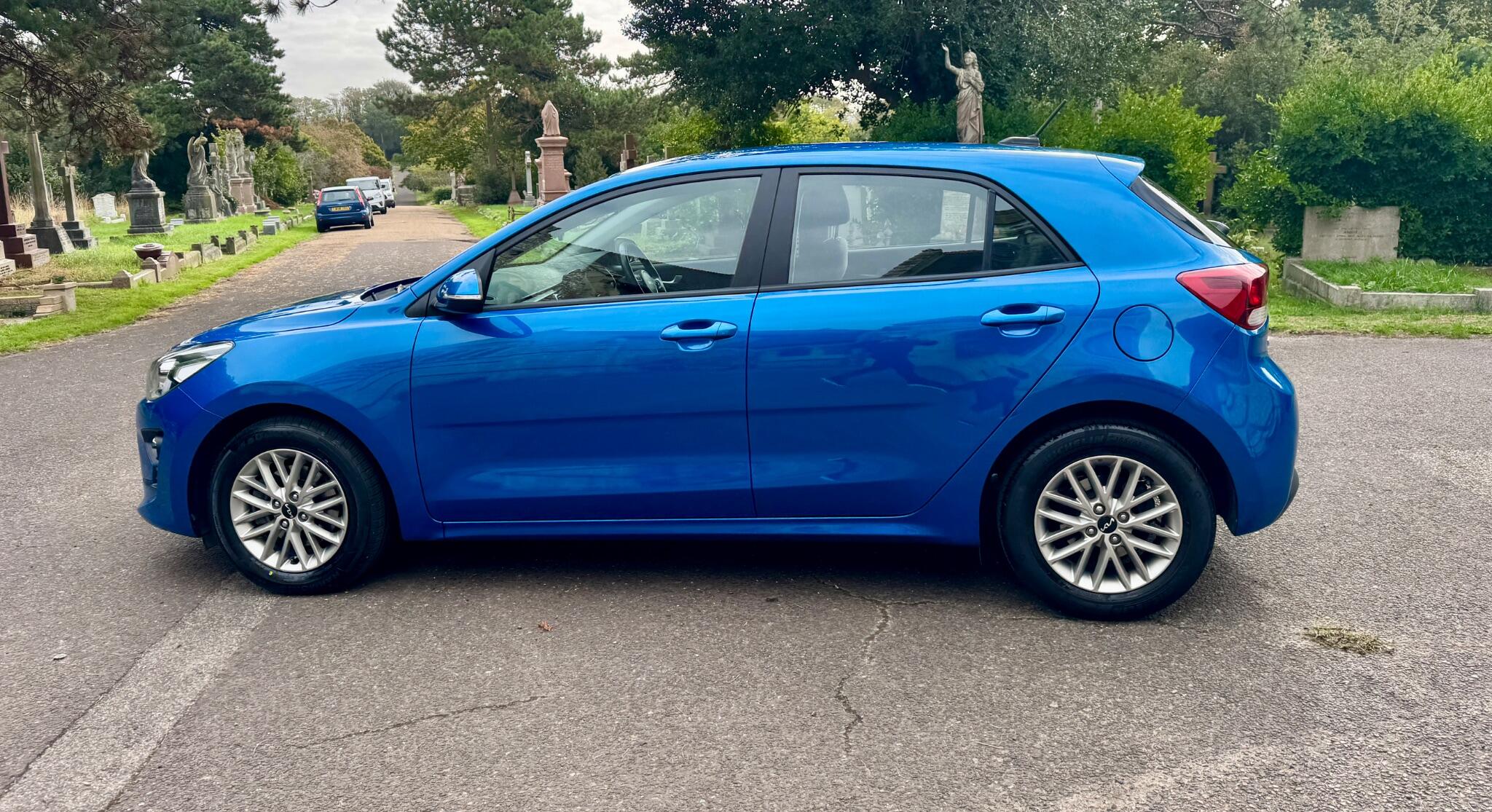 Kia Rio view 14