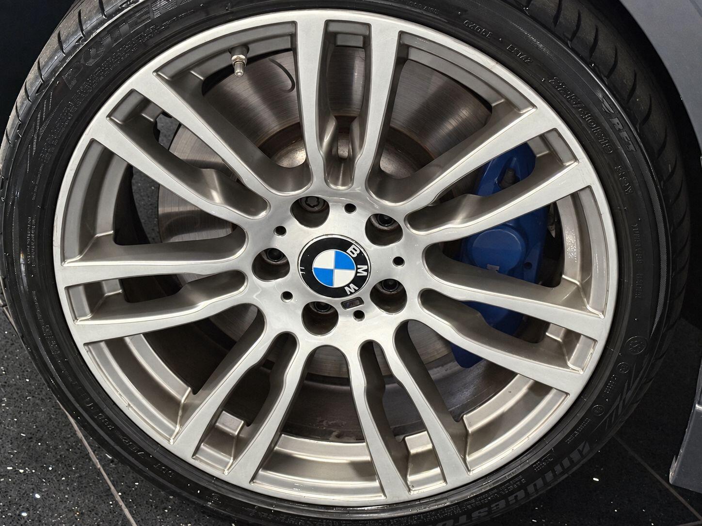 BMW 3 Series view 58