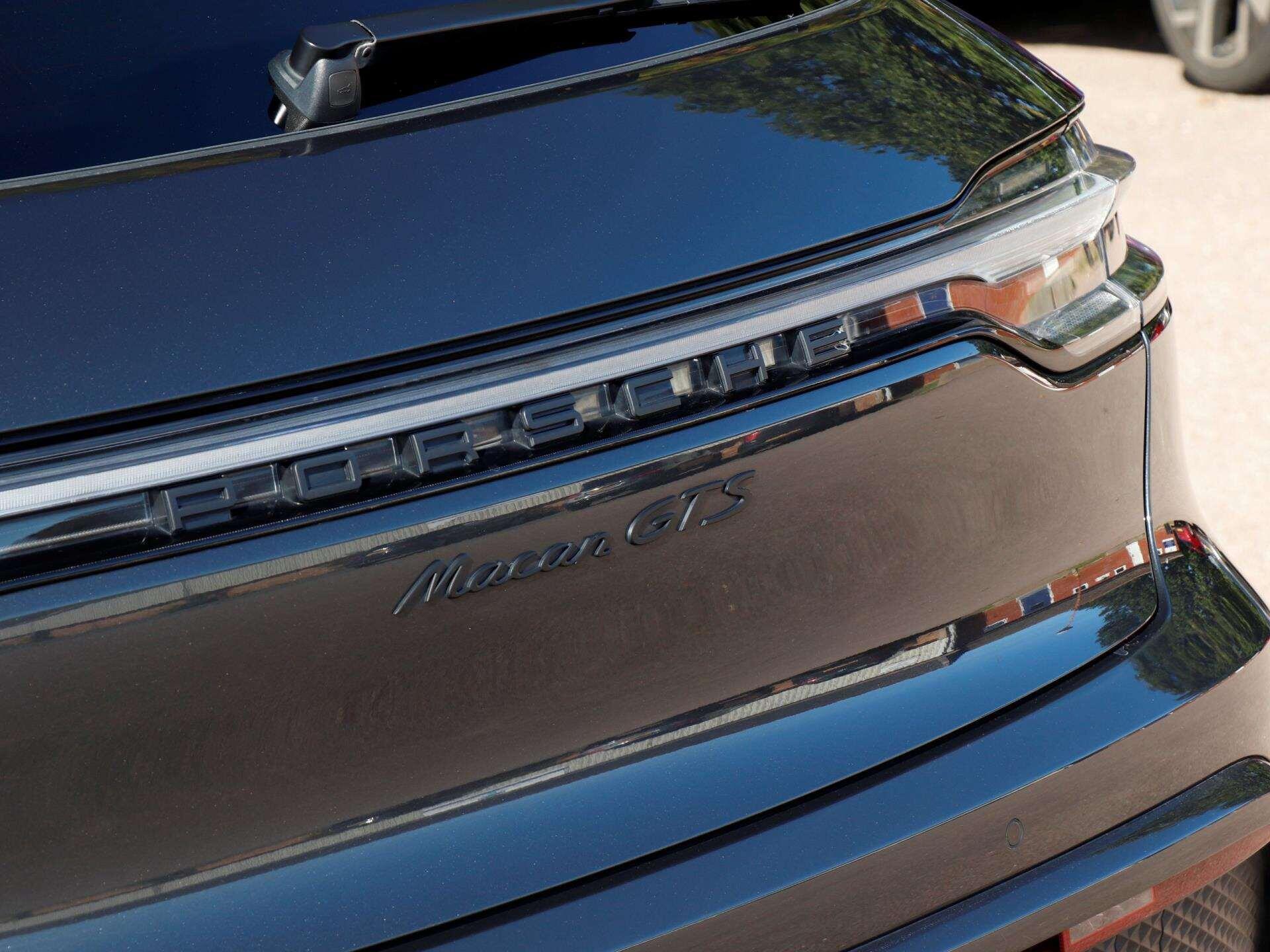 Porsche Macan view 32