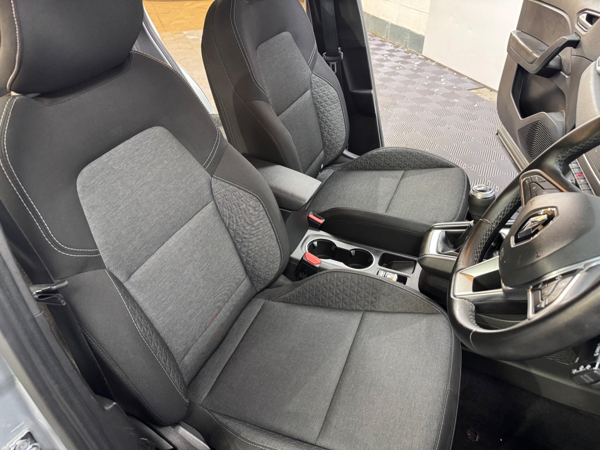 Renault Captur view 7