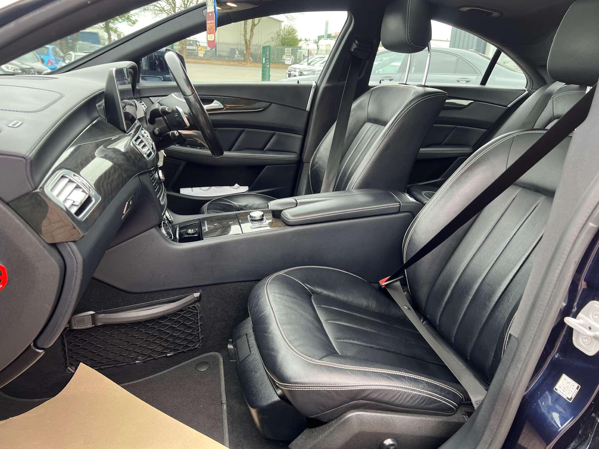 Mercedes-Benz CLS view 48