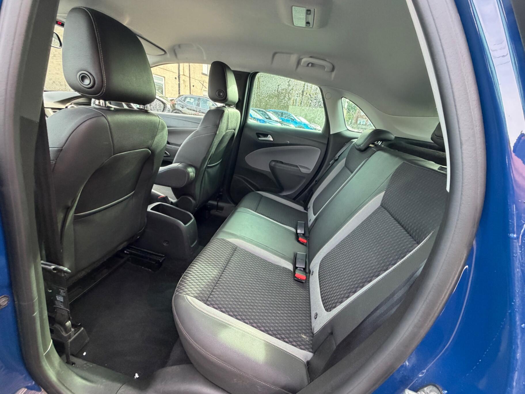 Vauxhall Crossland X view 12