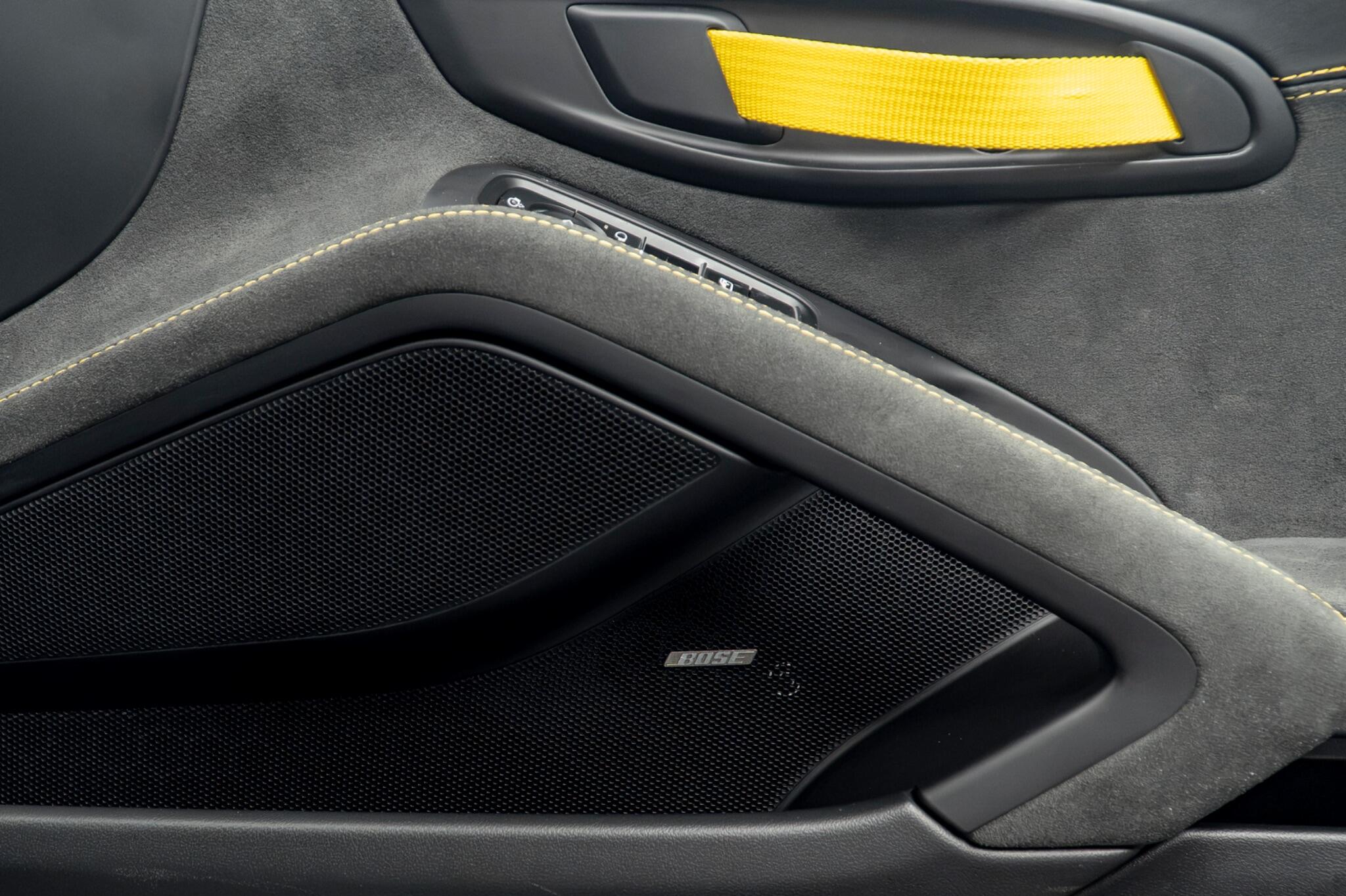Porsche Cayman view 42
