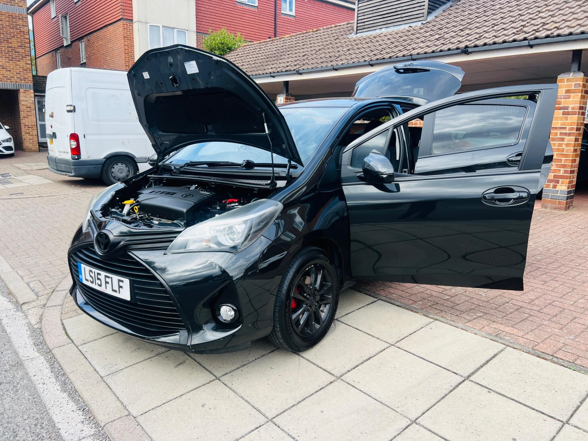 Toyota Yaris view 13