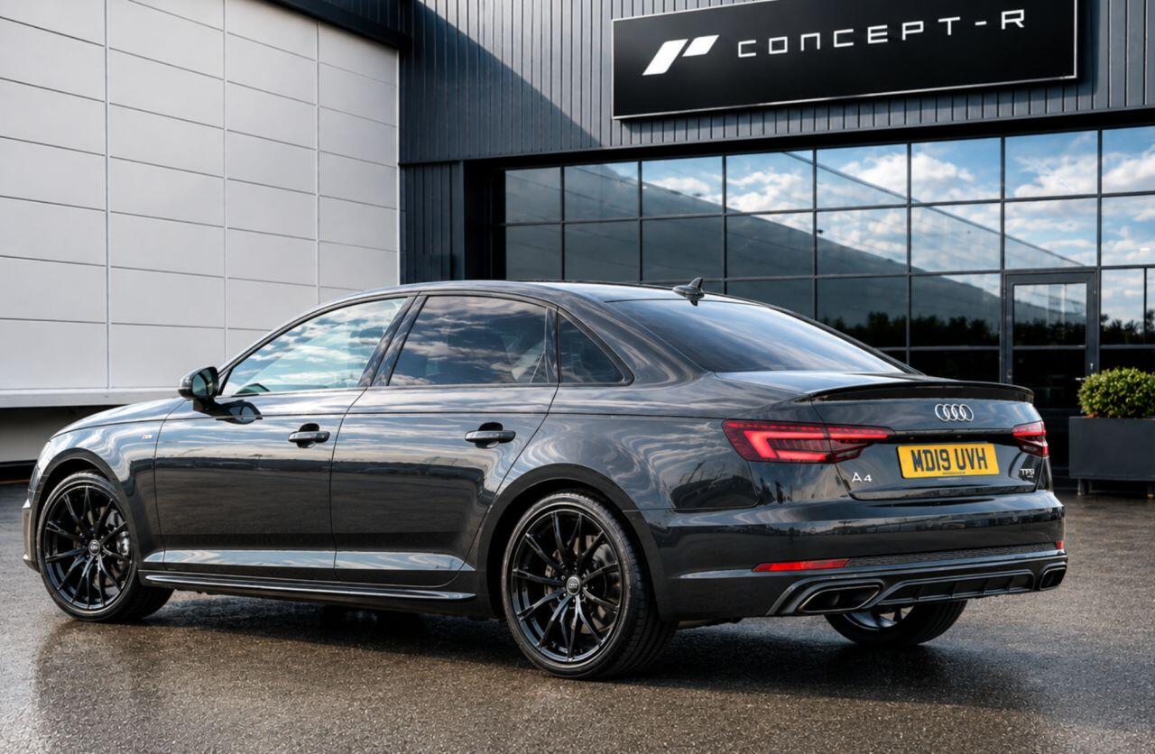 Audi A4 view 3