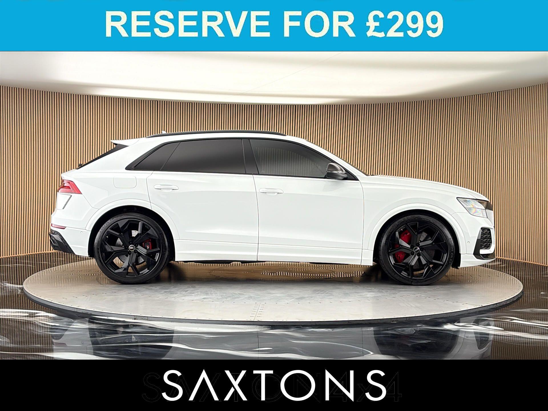 Audi RS Q8 view 21