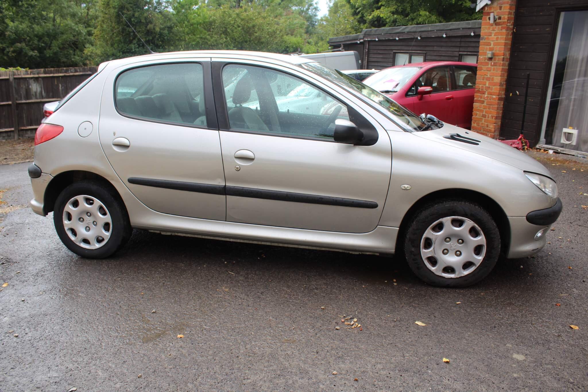 Peugeot 206