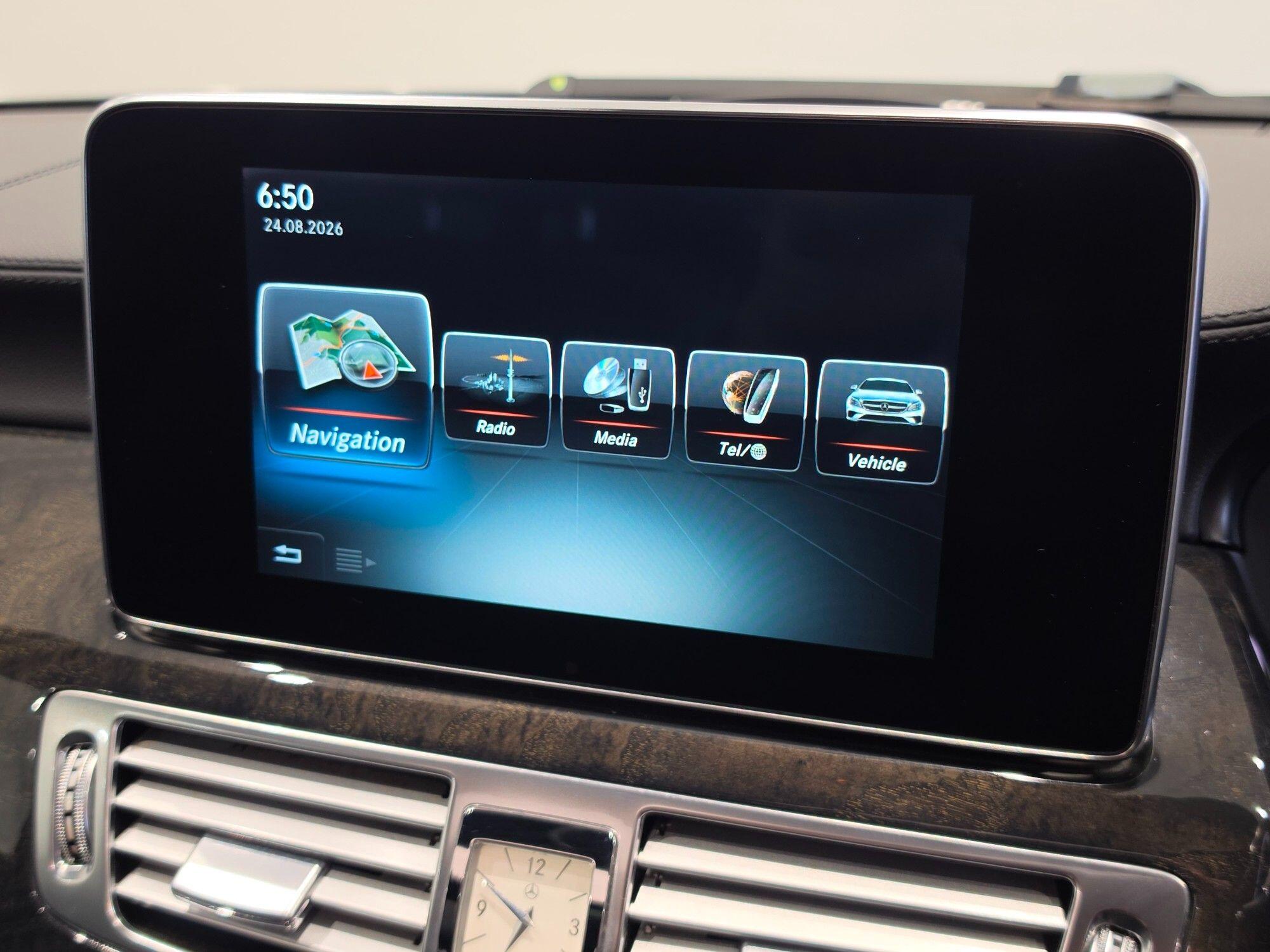 Mercedes-Benz CLS view 37