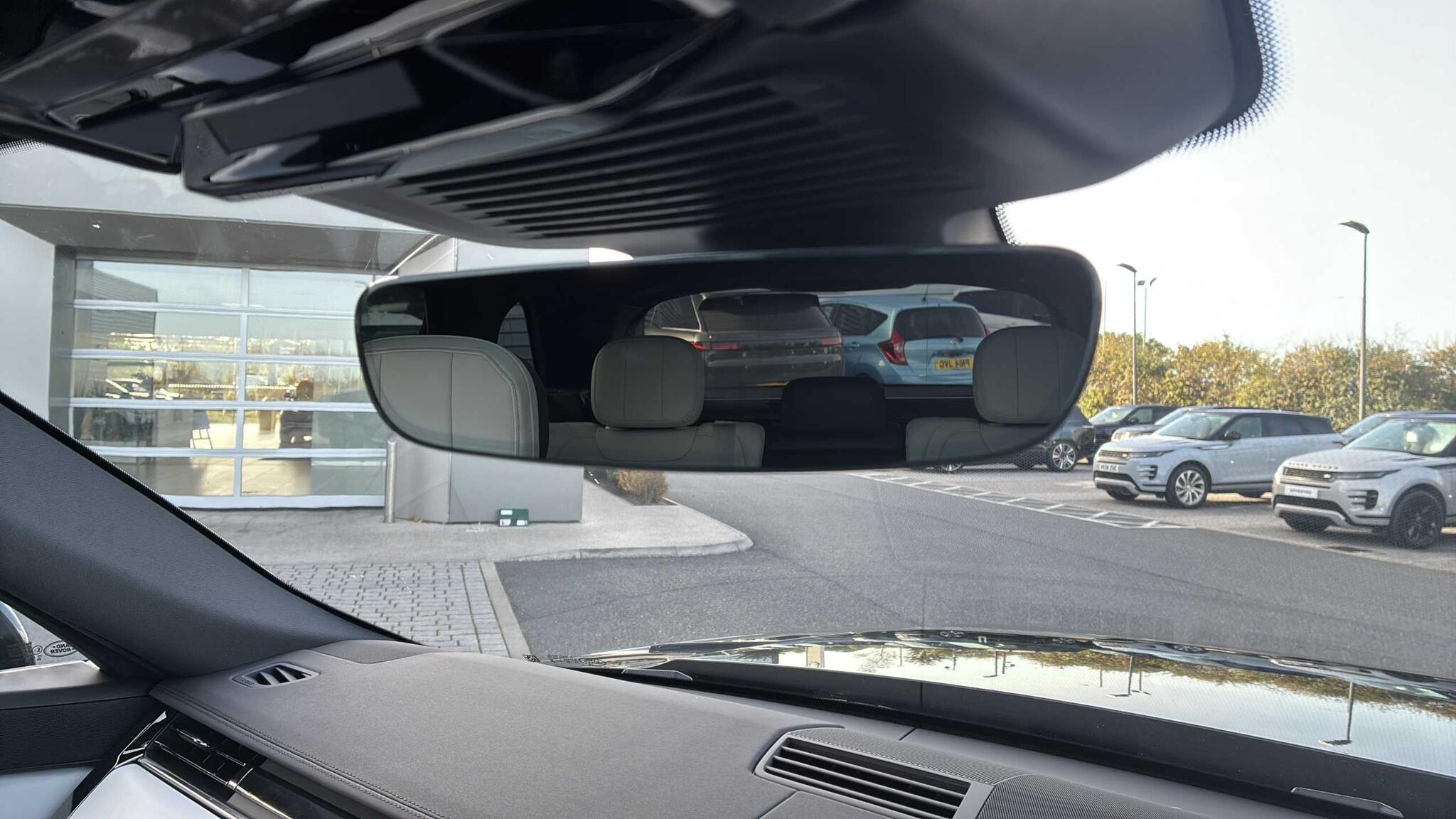 Land Rover Range Rover Sport view 35