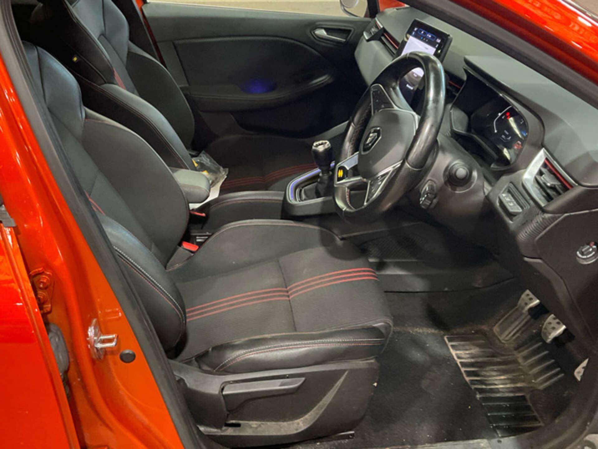 Renault Clio view 3