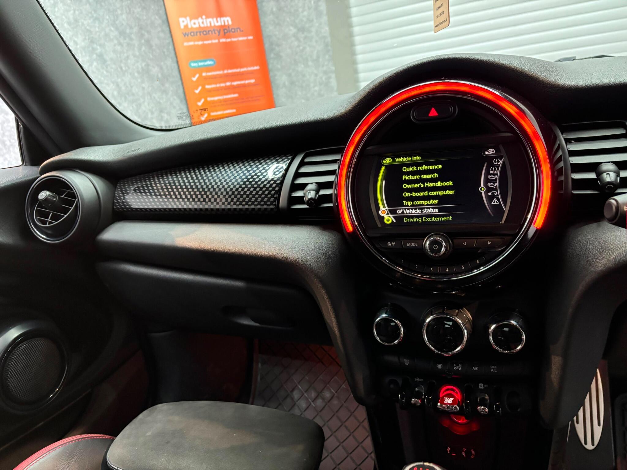 Mini Cooper view 12