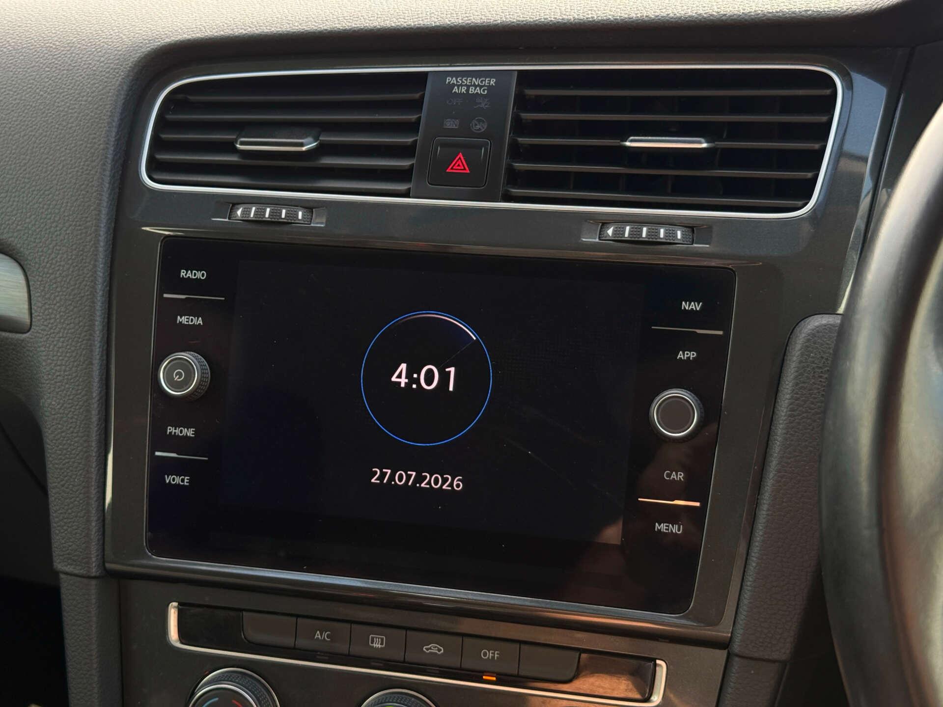 Volkswagen Golf view 58