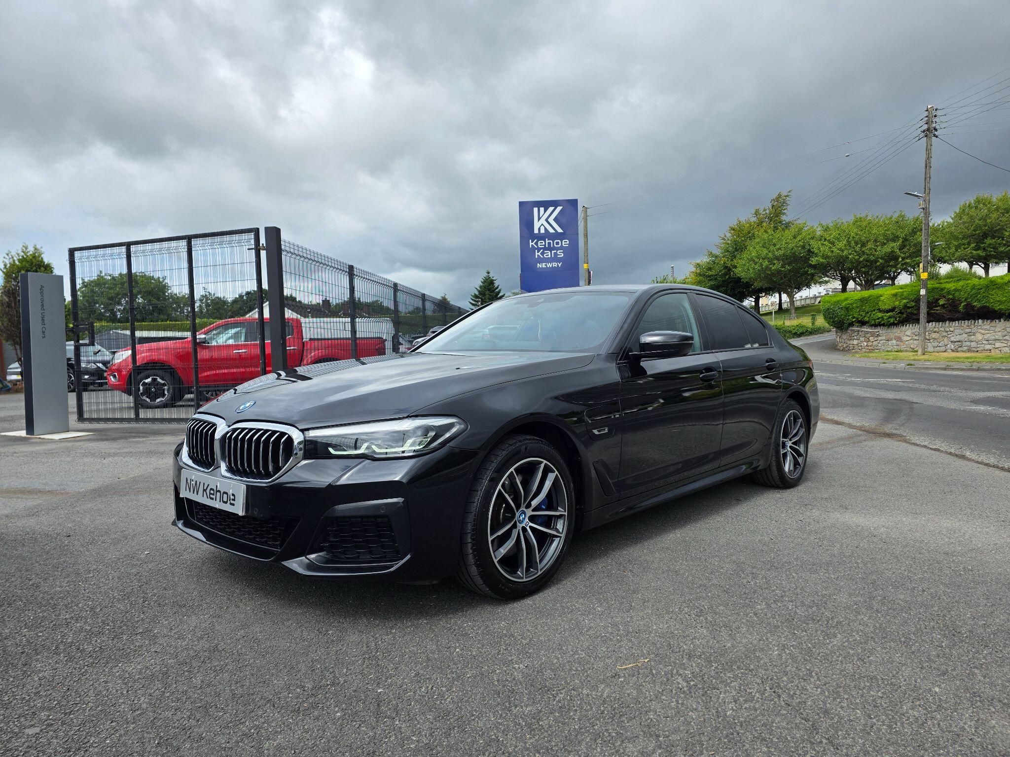 BMW 5 Series view 4