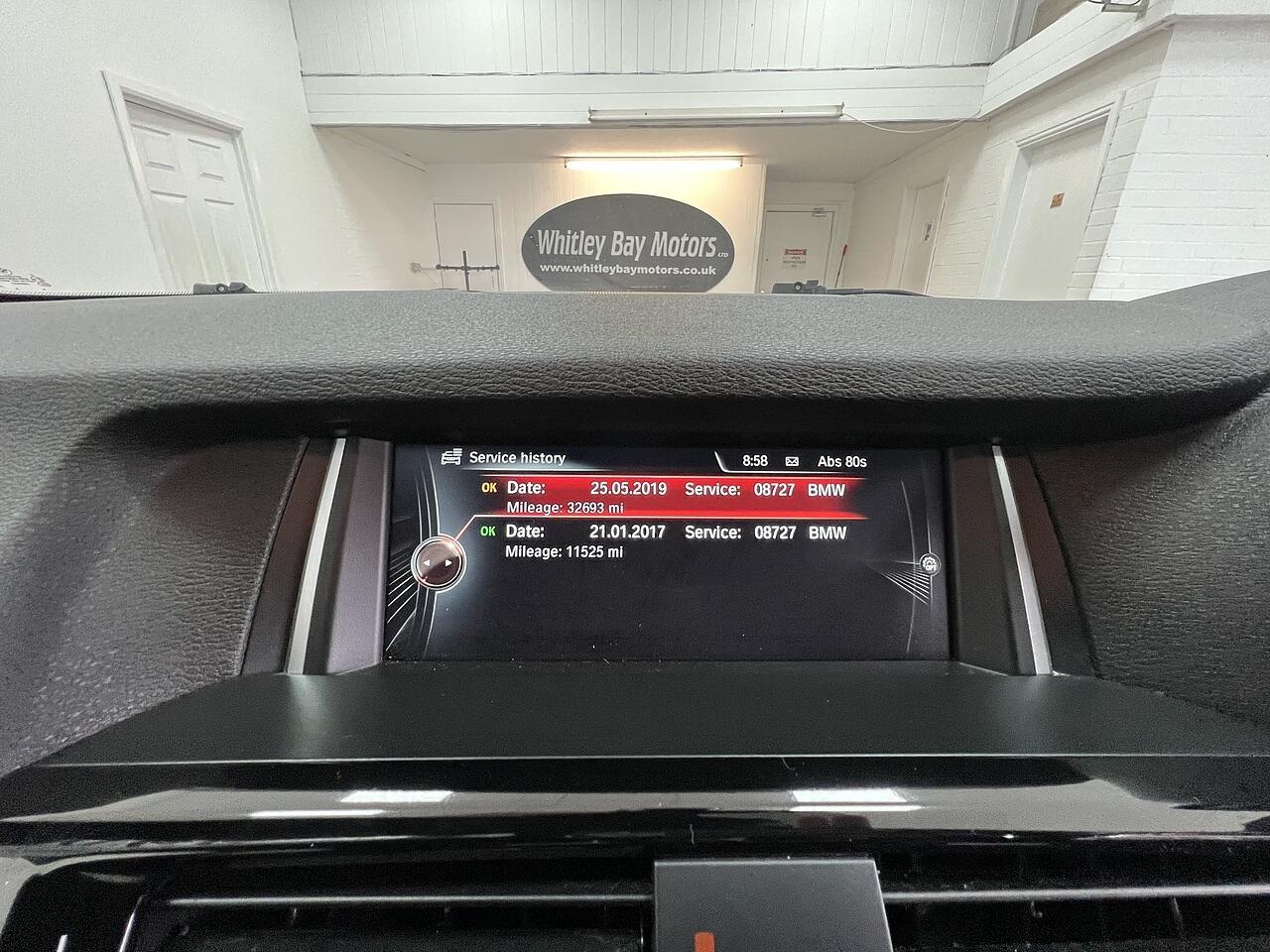 BMW X4 view 12