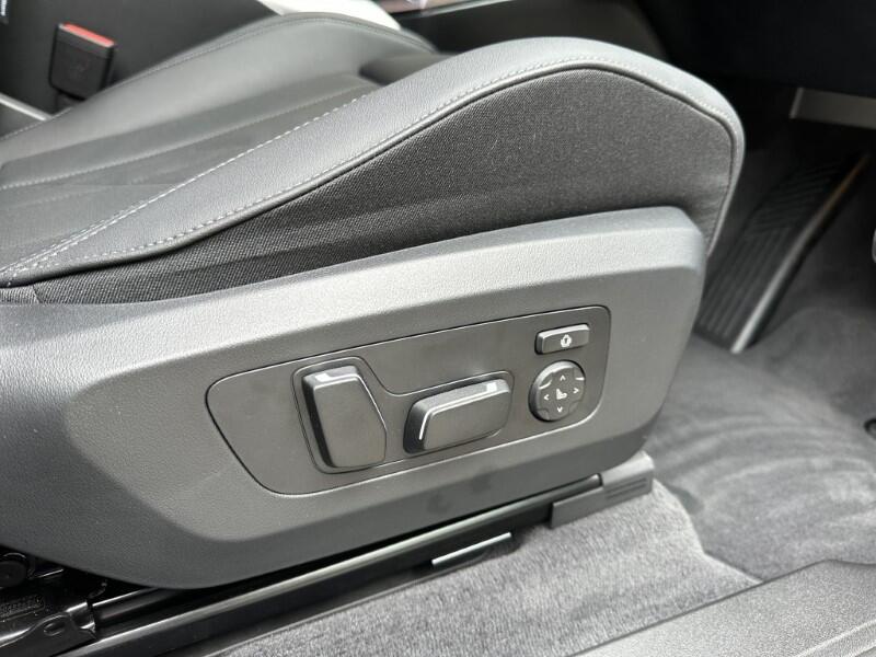 BMW X3 view 58