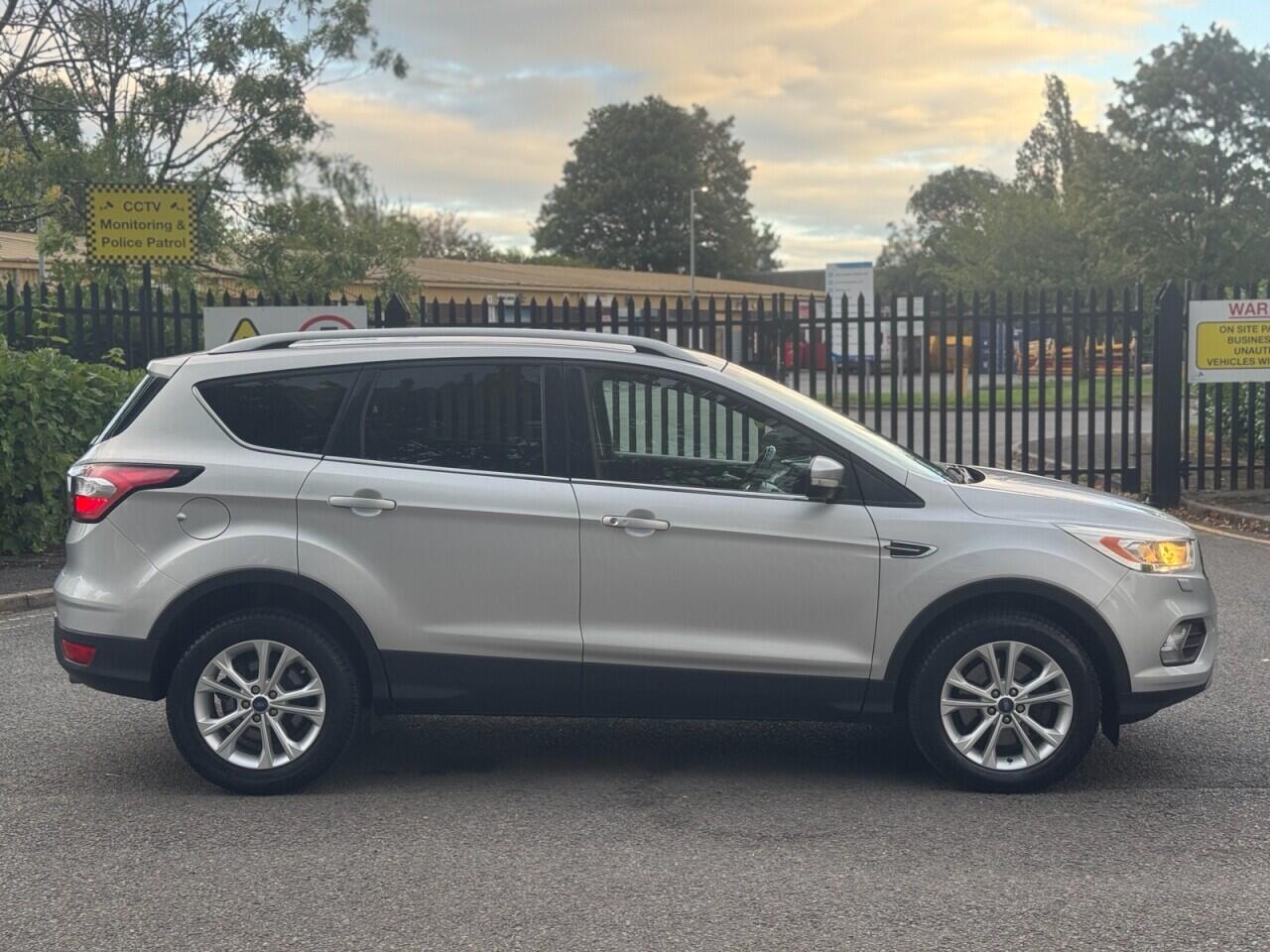 Ford Kuga view 8