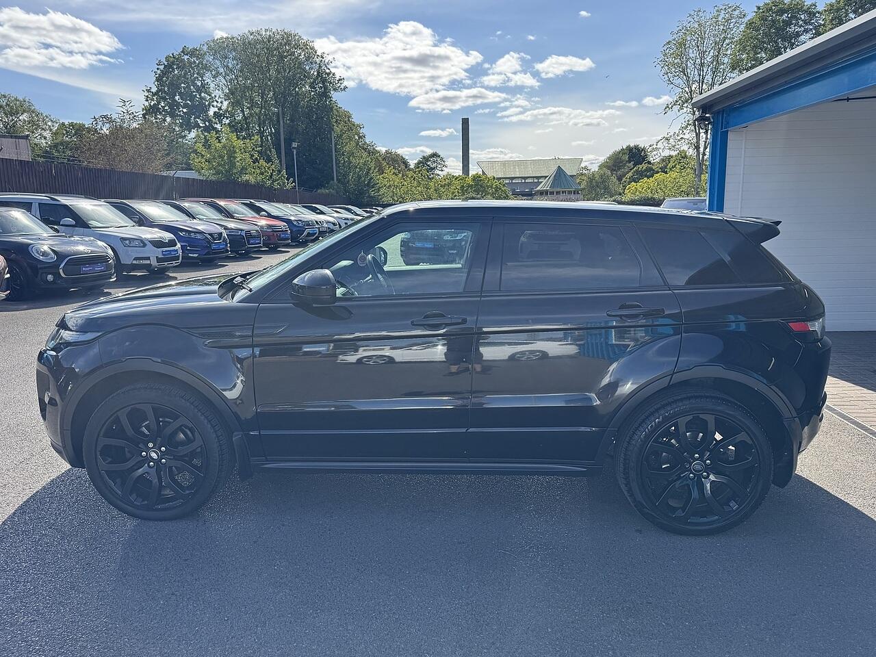 Land Rover Range Rover Evoque view 9