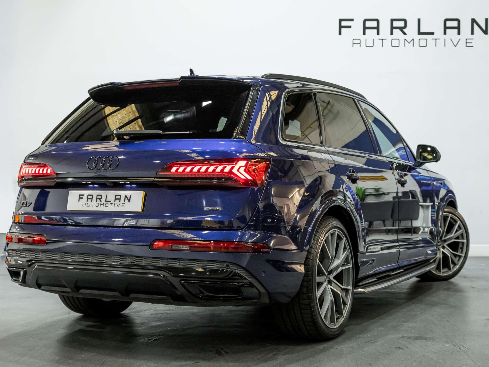Audi Q7 view 27