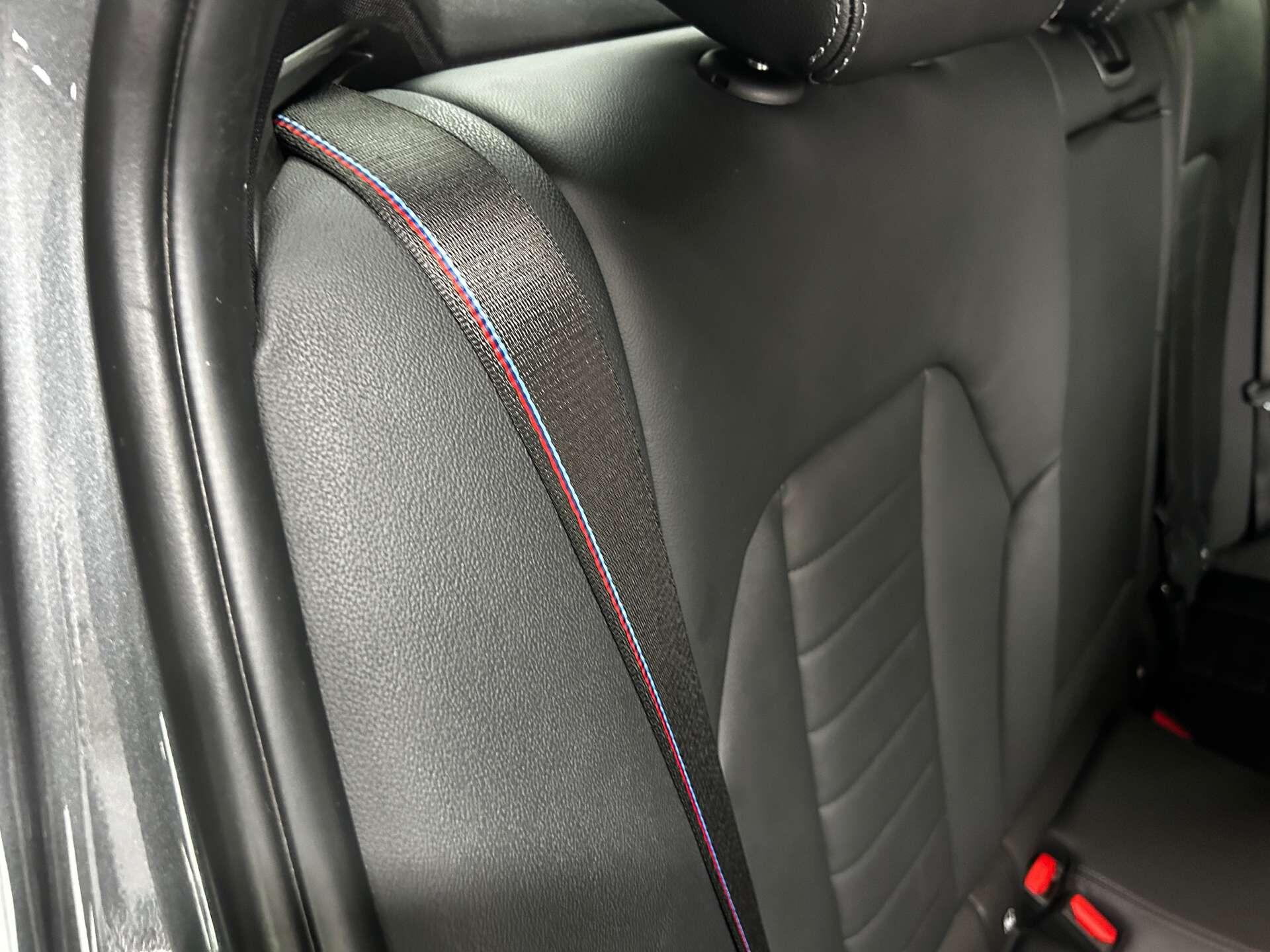 BMW 3 Series view 57