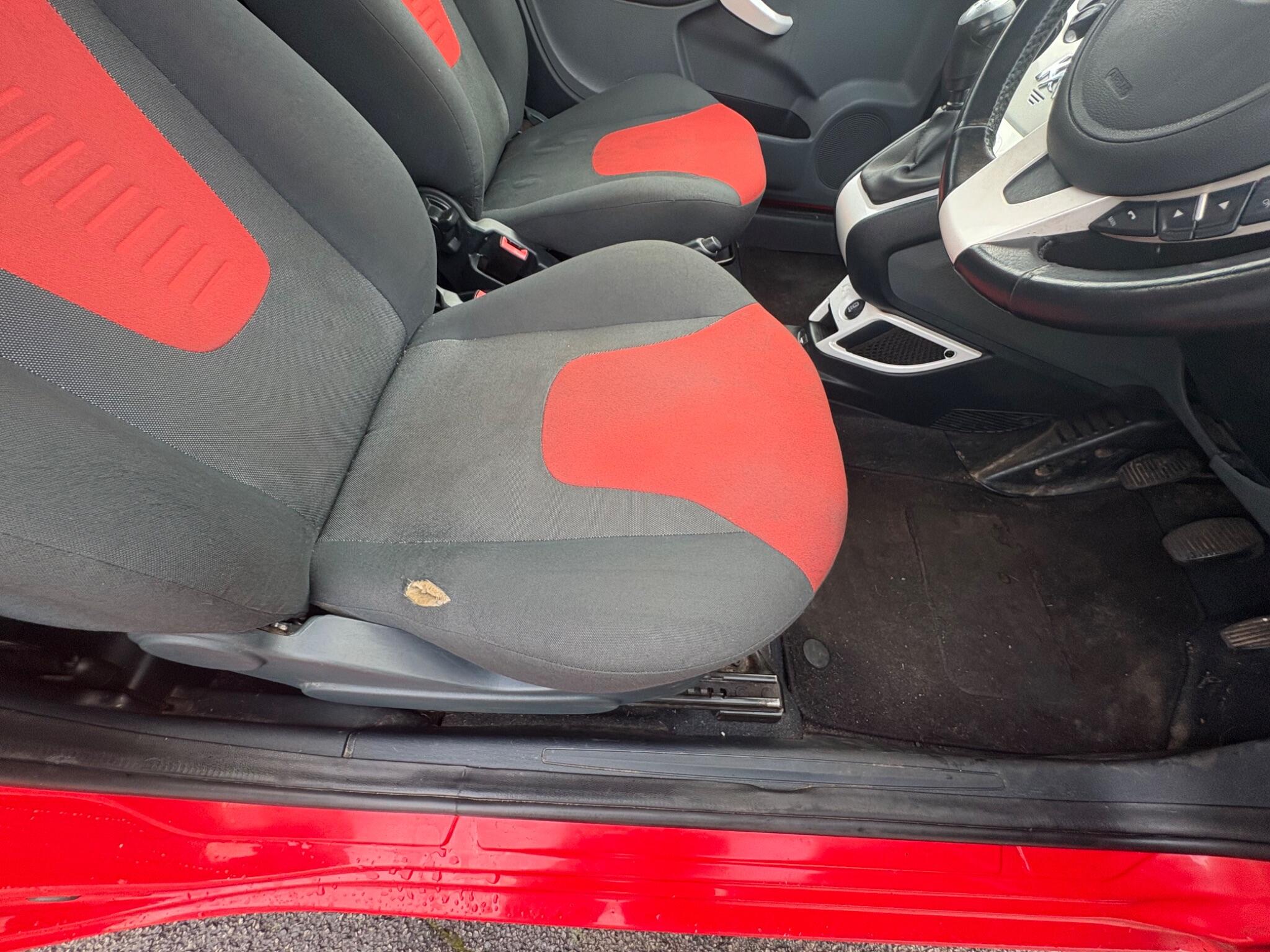 2015 Ford Ka 1.2 Zetec Euro 5 (s/s) 3dr • 97,801 miles image 30