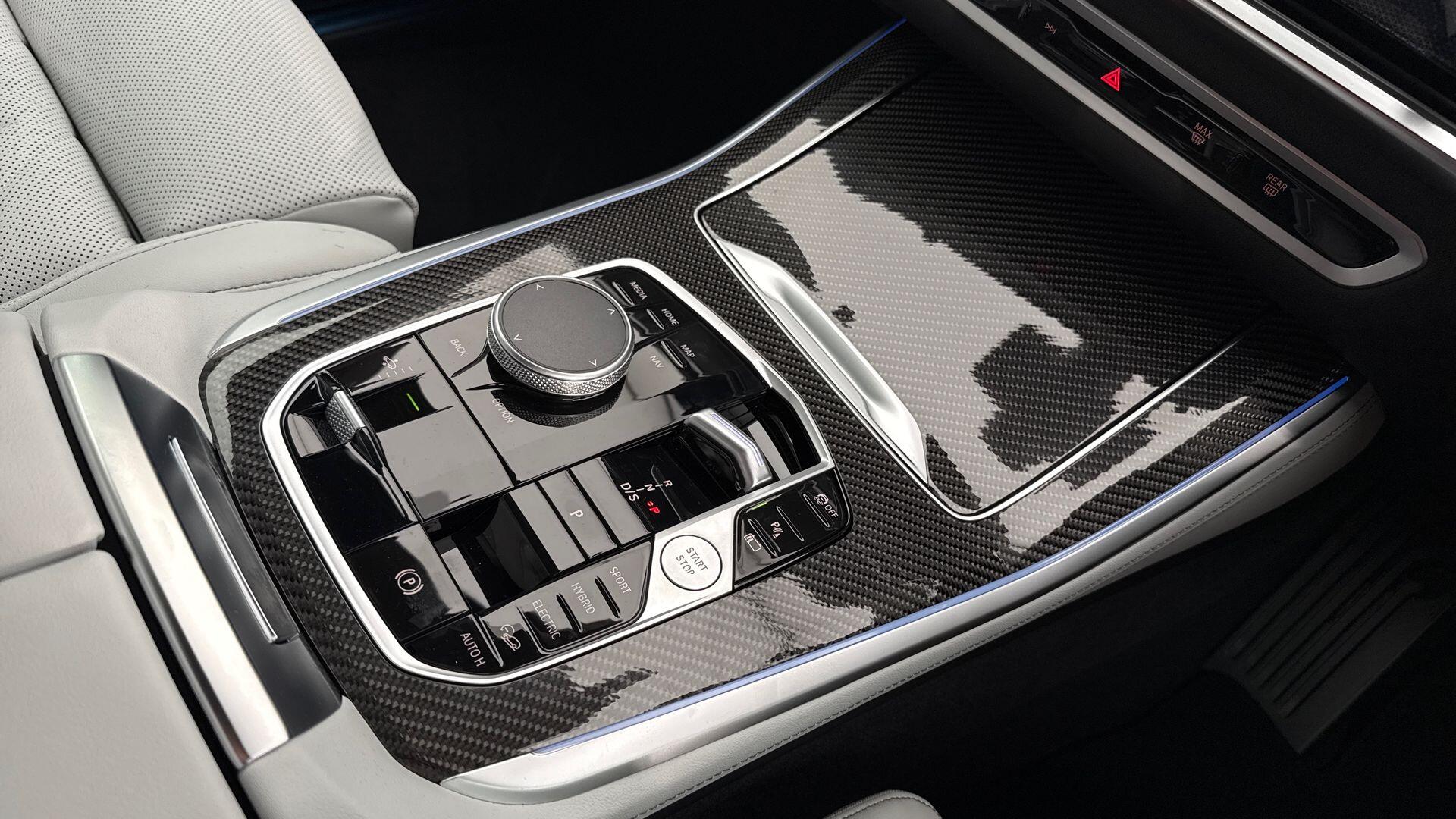 BMW X5 view 10