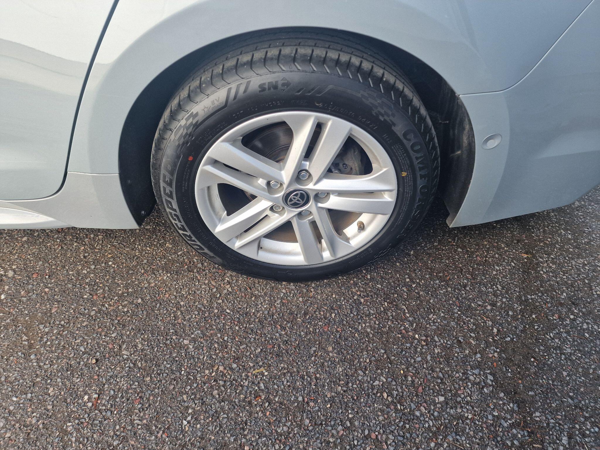 Toyota Corolla view 47