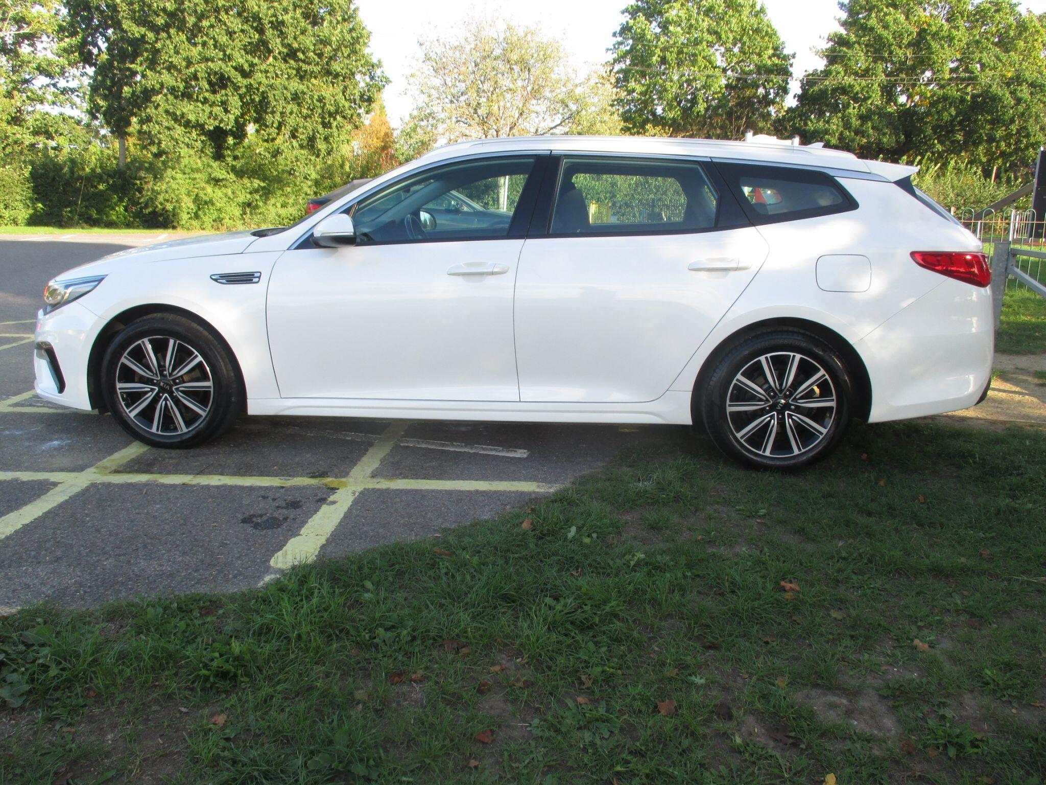 Kia Optima view 17