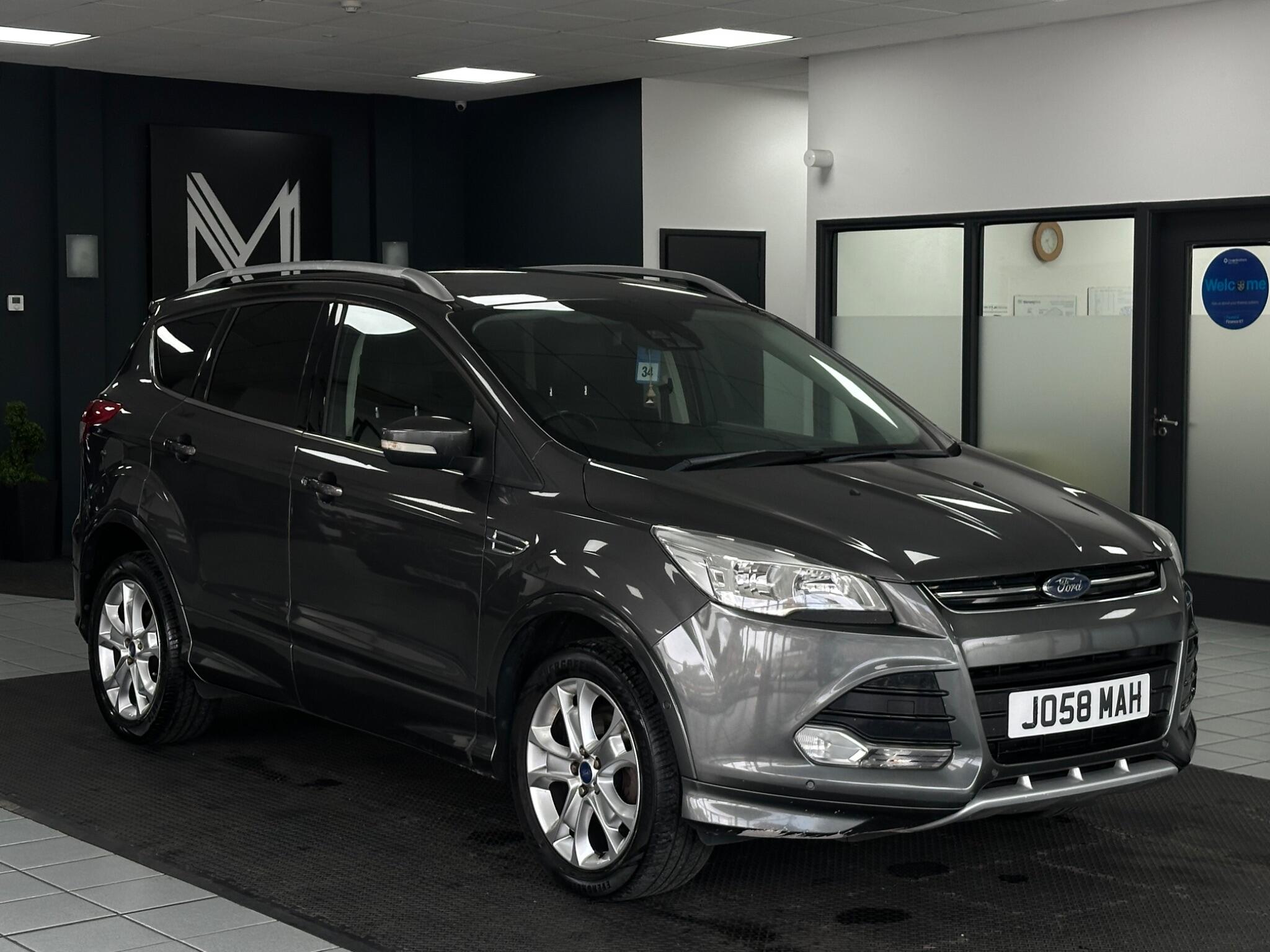 Ford Kuga view 3