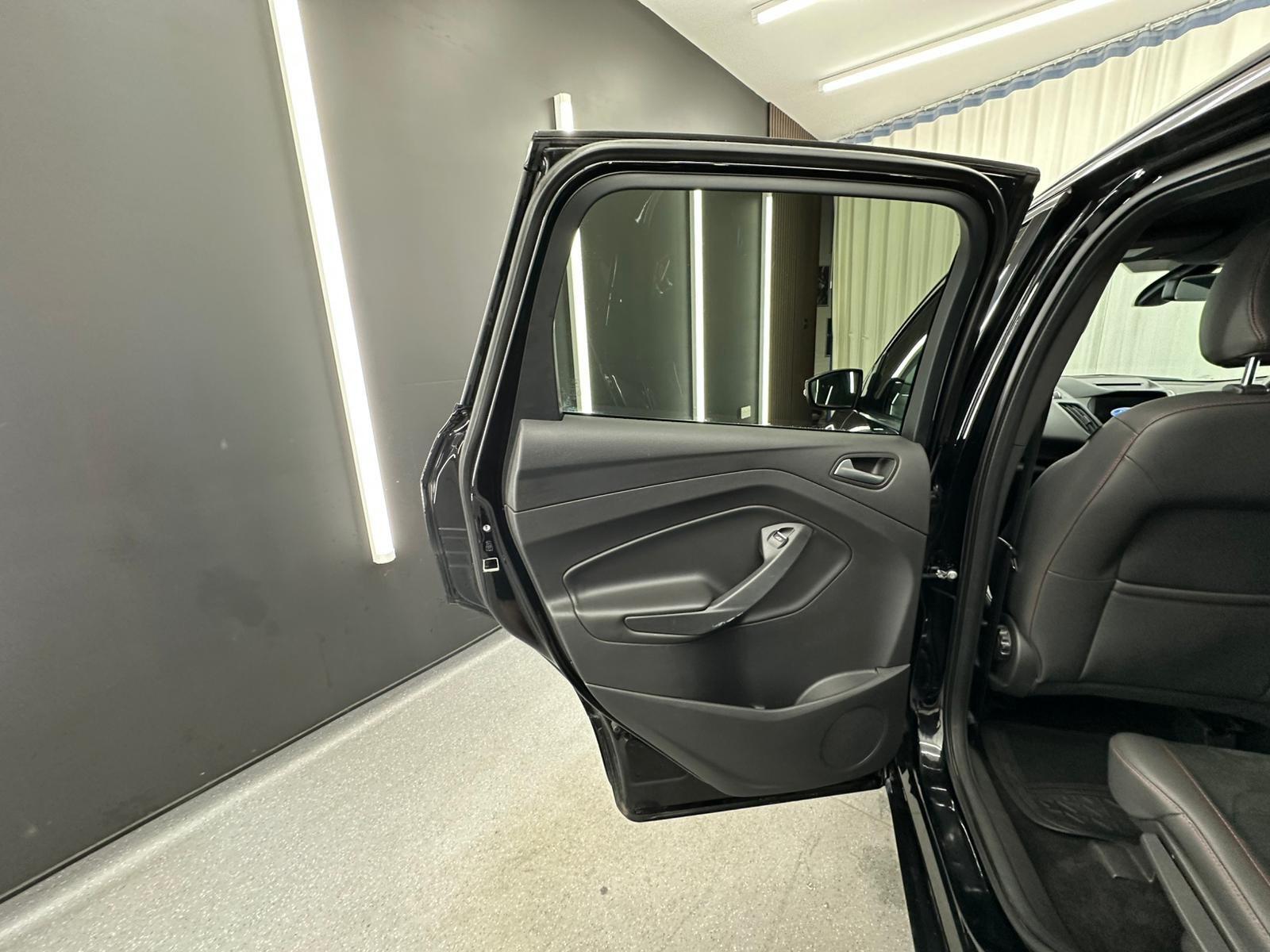Ford Kuga view 18