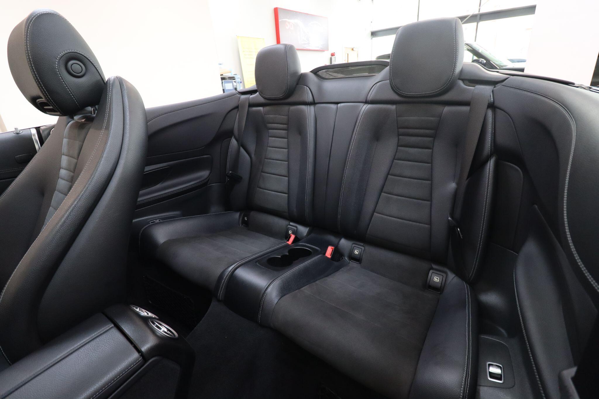 Mercedes-Benz E Class view 20