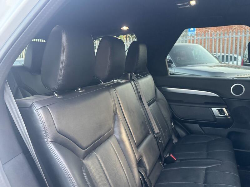Land Rover Discovery 3 view 66