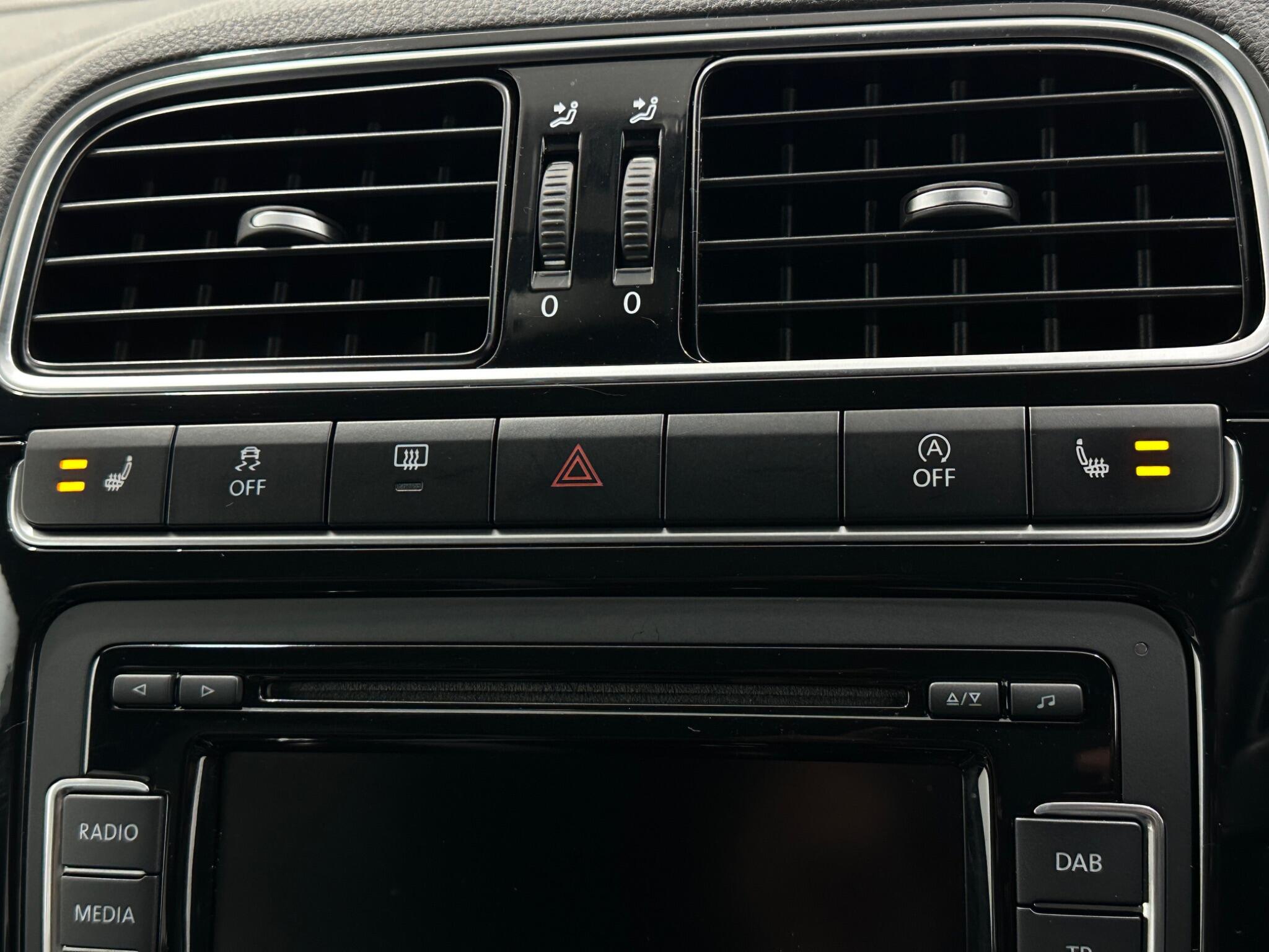 Volkswagen Polo view 24