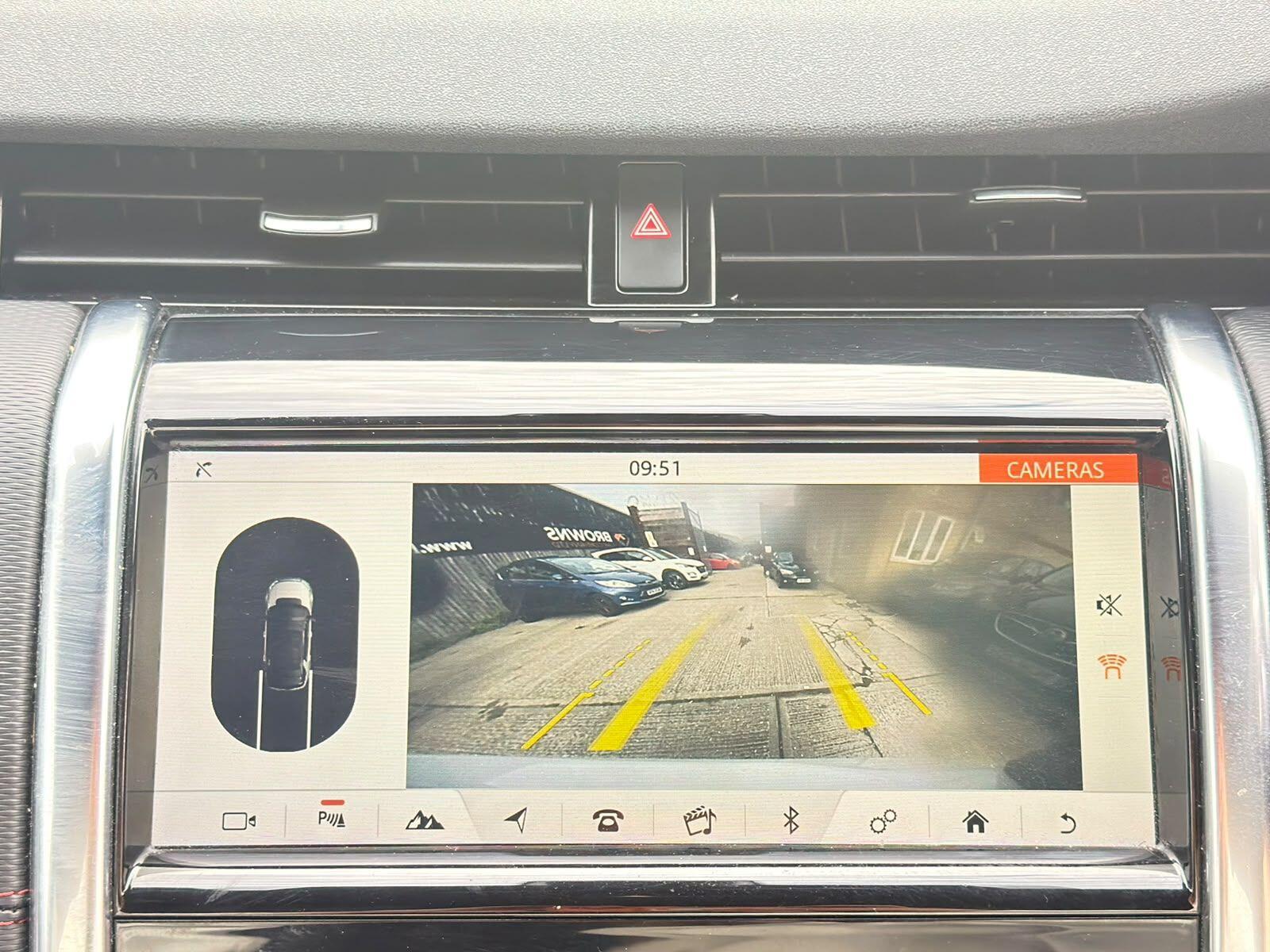 Land Rover Discovery Sport view 23