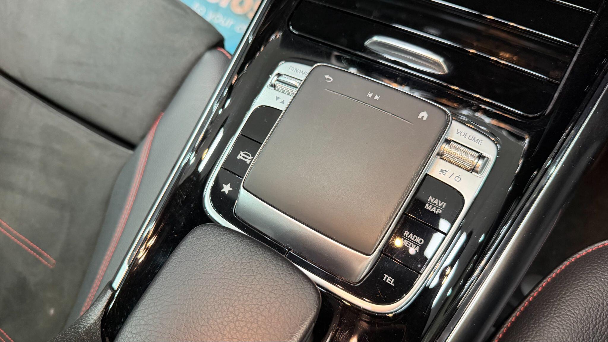 Mercedes-Benz B-Class view 16