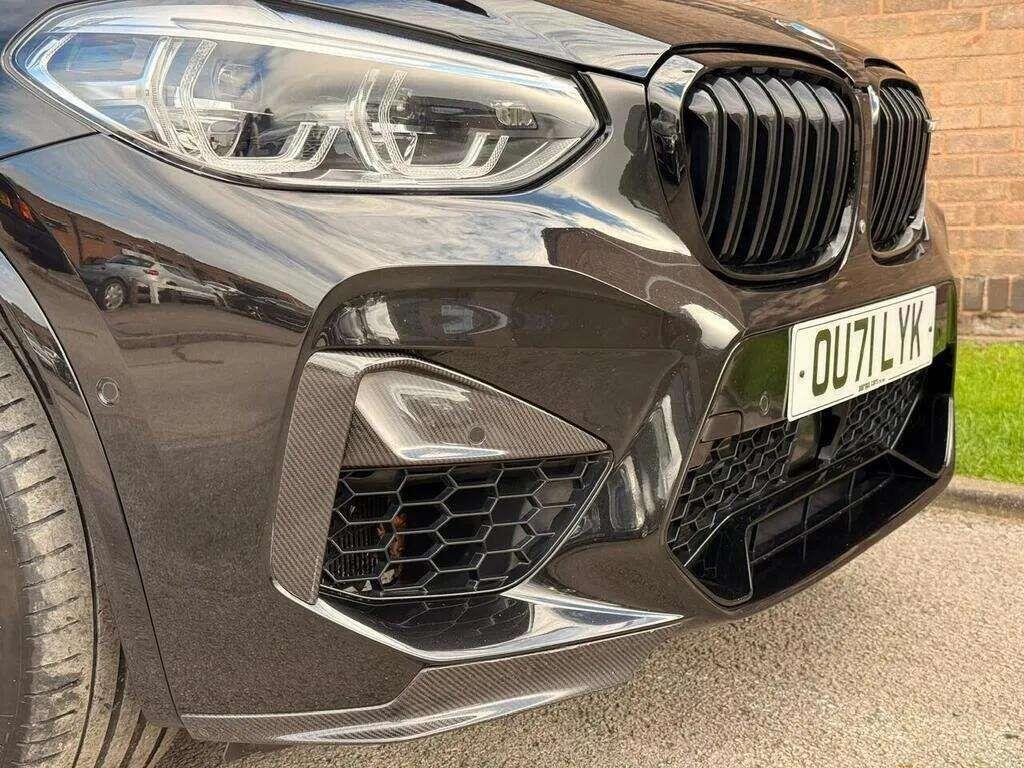 BMW X4 M view 26