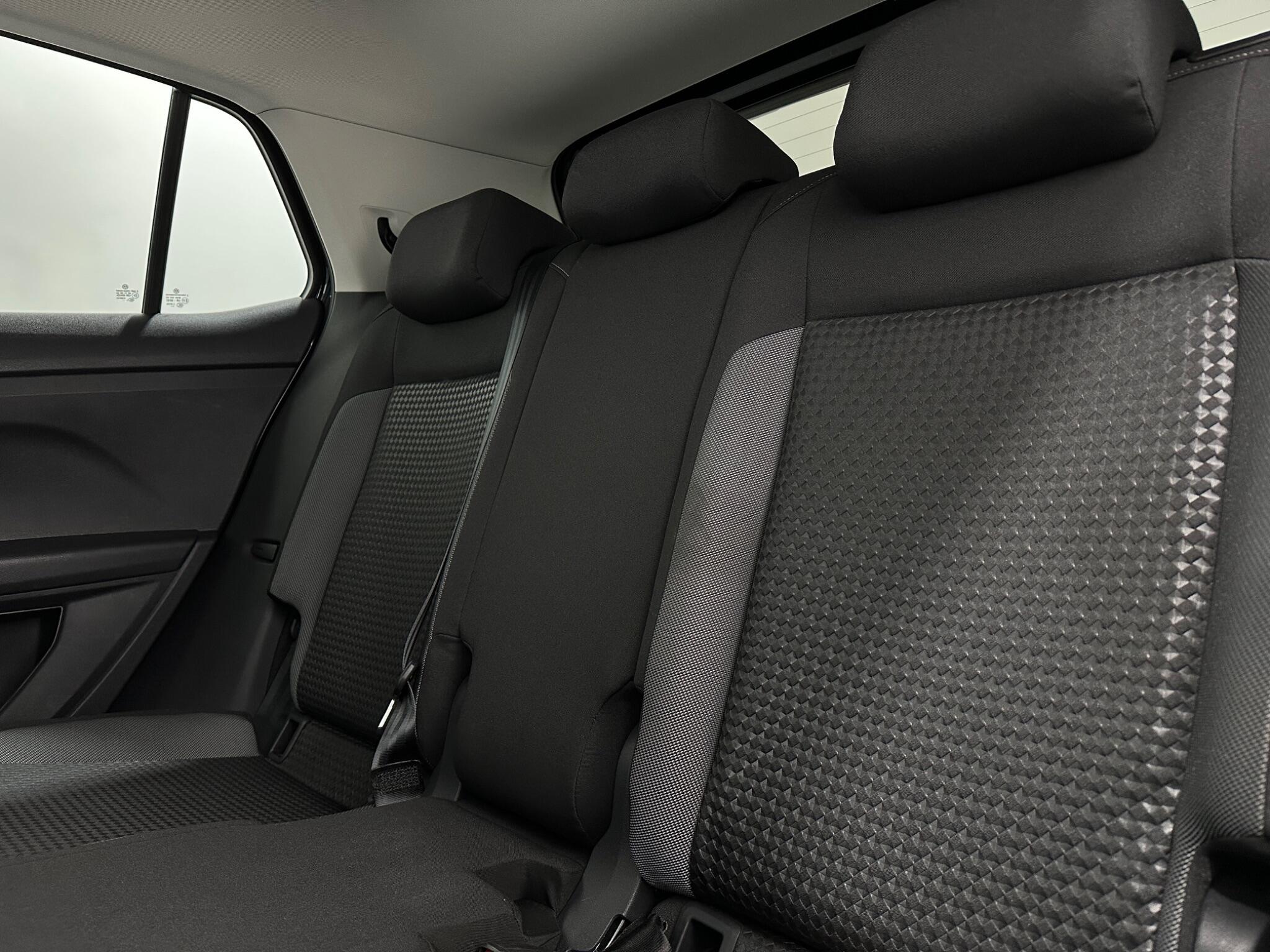 Volkswagen T-Cross view 39