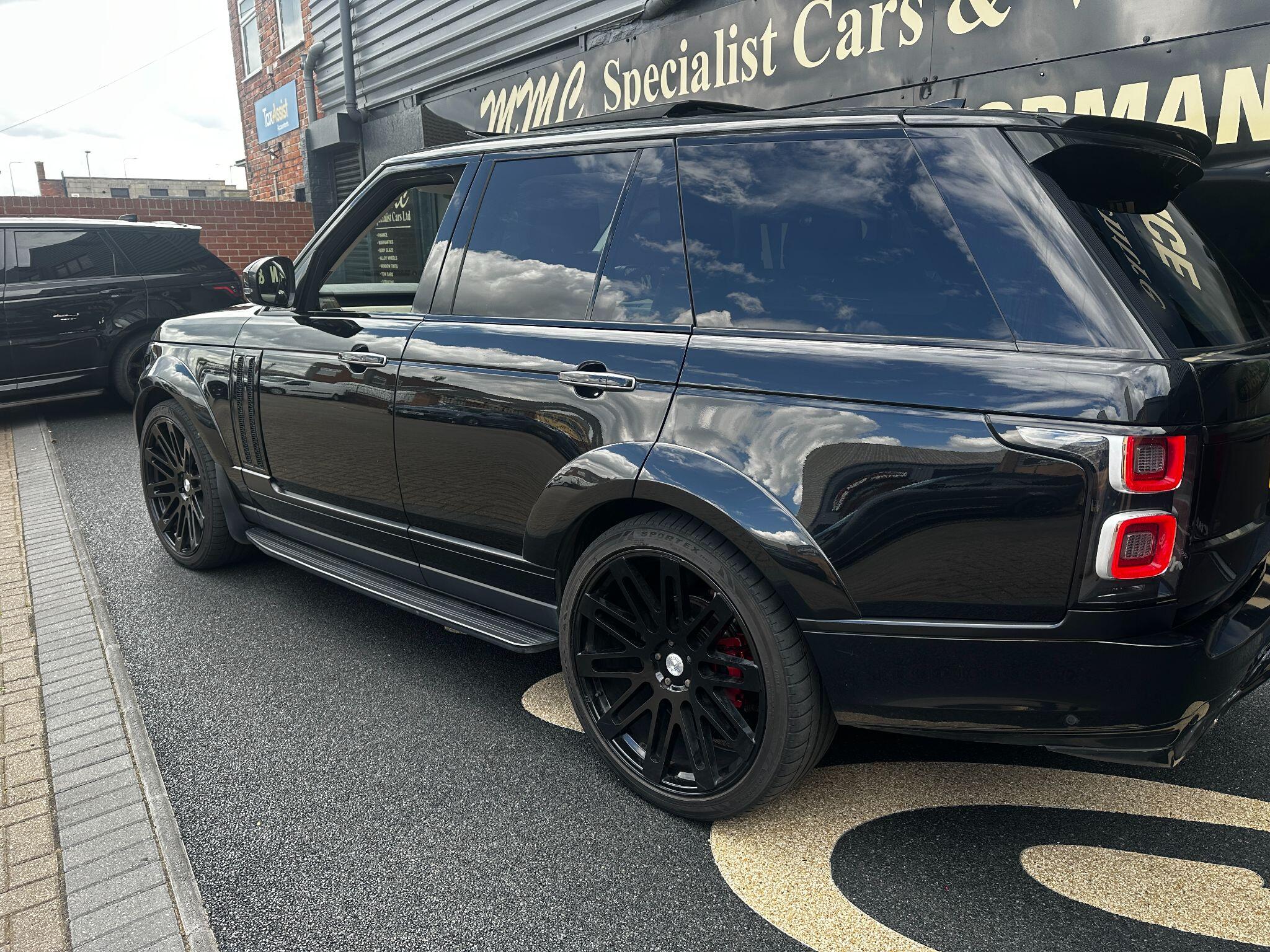 Land Rover Range Rover view 7