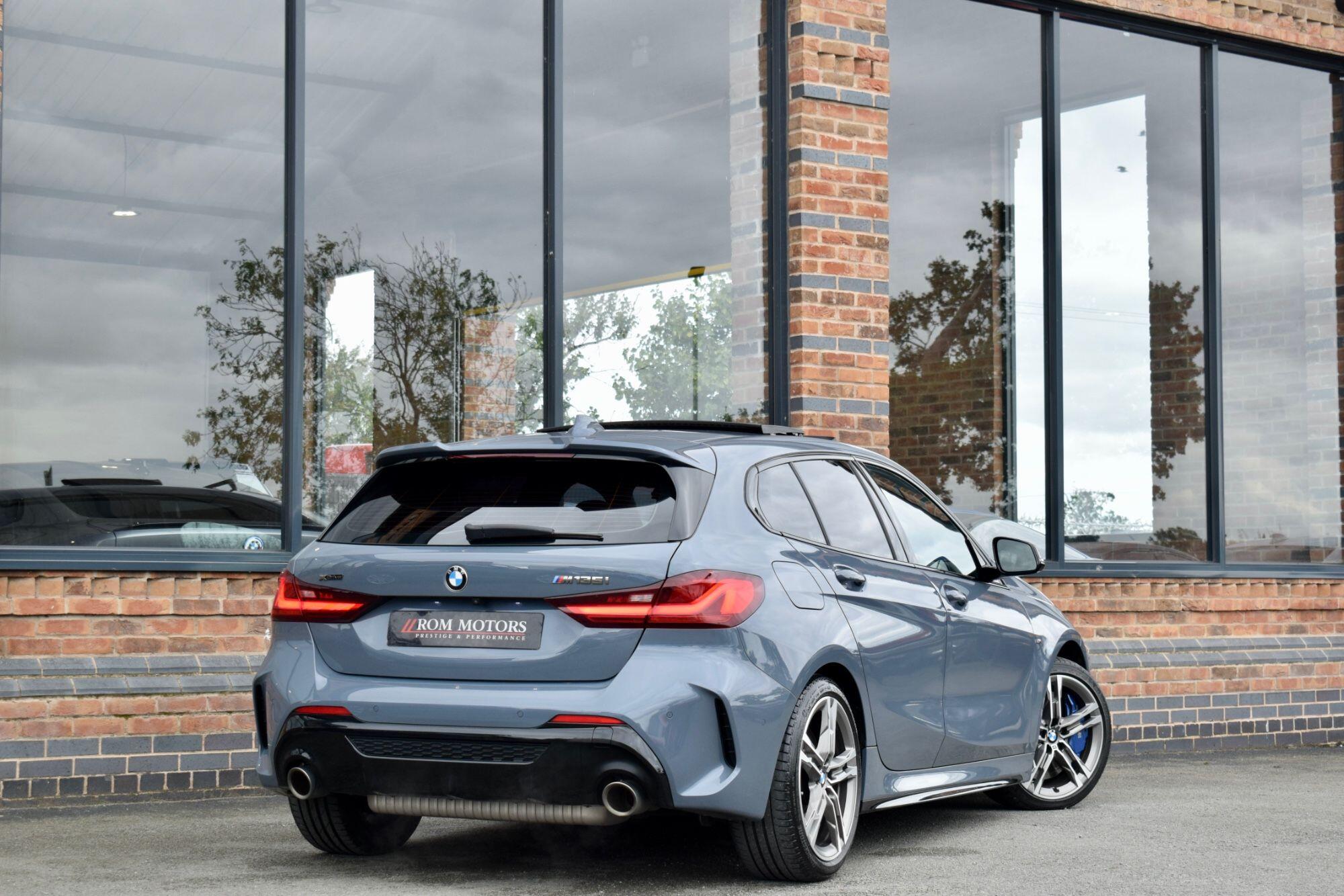 BMW 1 Series view 2